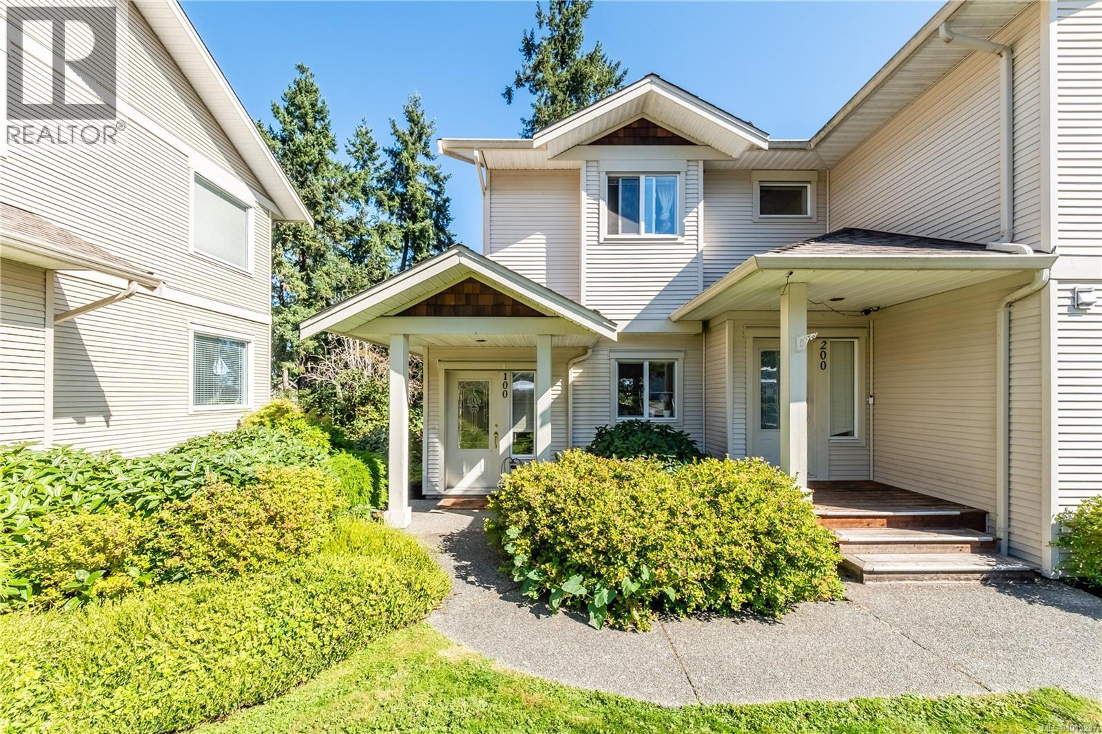 834 Varsity Way, Nanaimo - Exteriors - Full Complex View - Photo 4