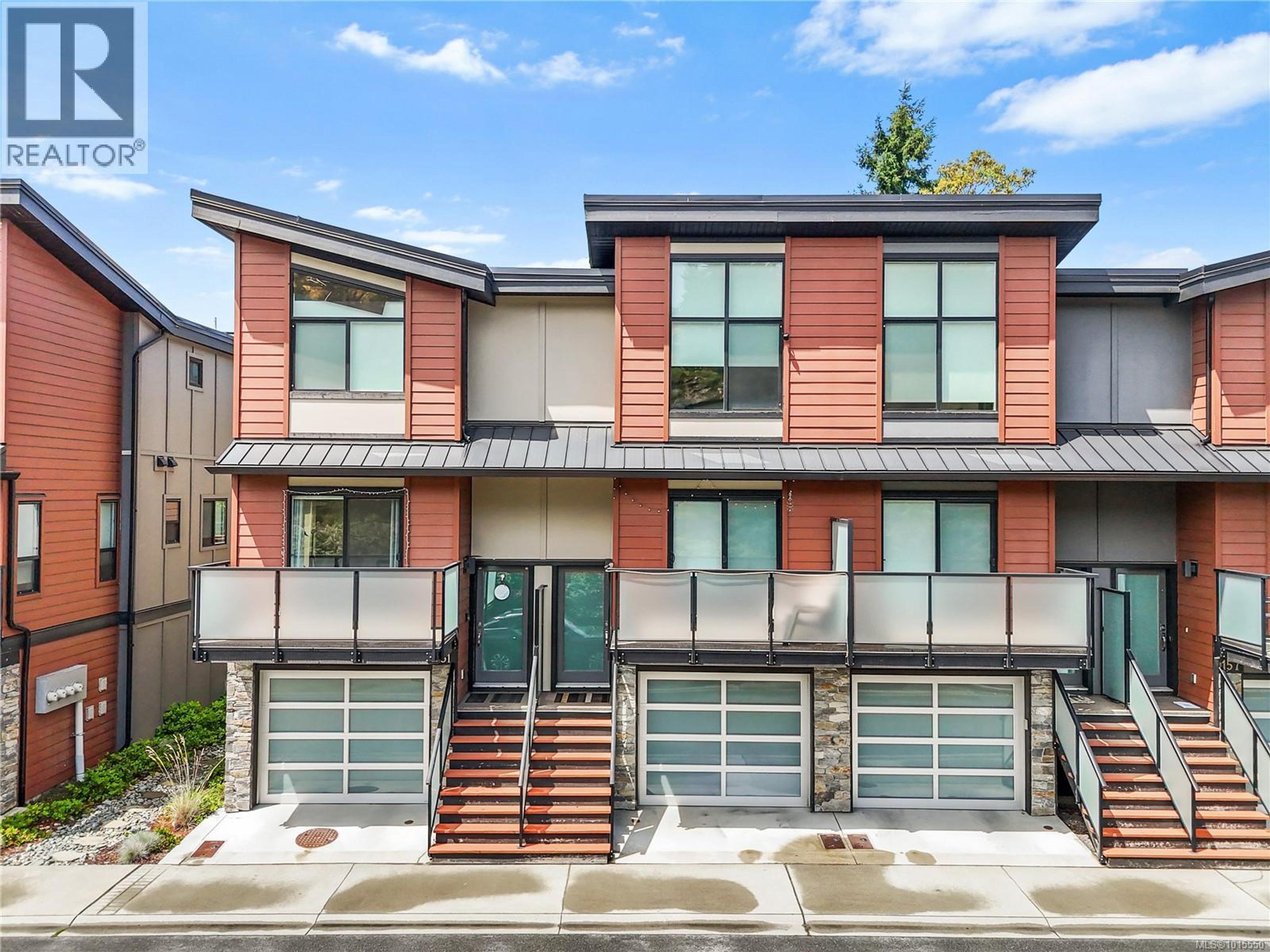 300 Phelps Ave, Langford - Exteriors - Photo 5