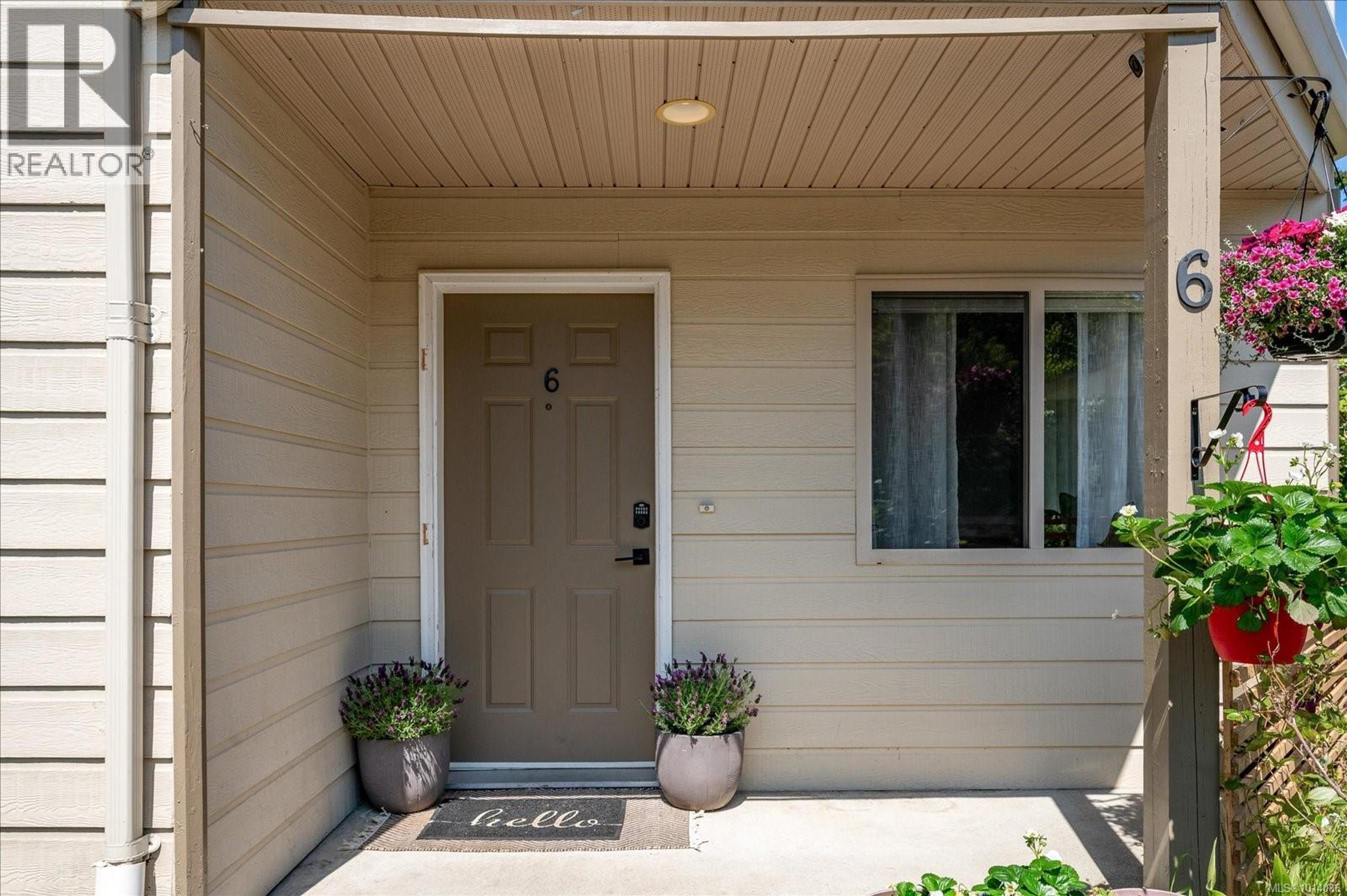 4271 Wellington Rd, Nanaimo - Exteriors - Photo 3