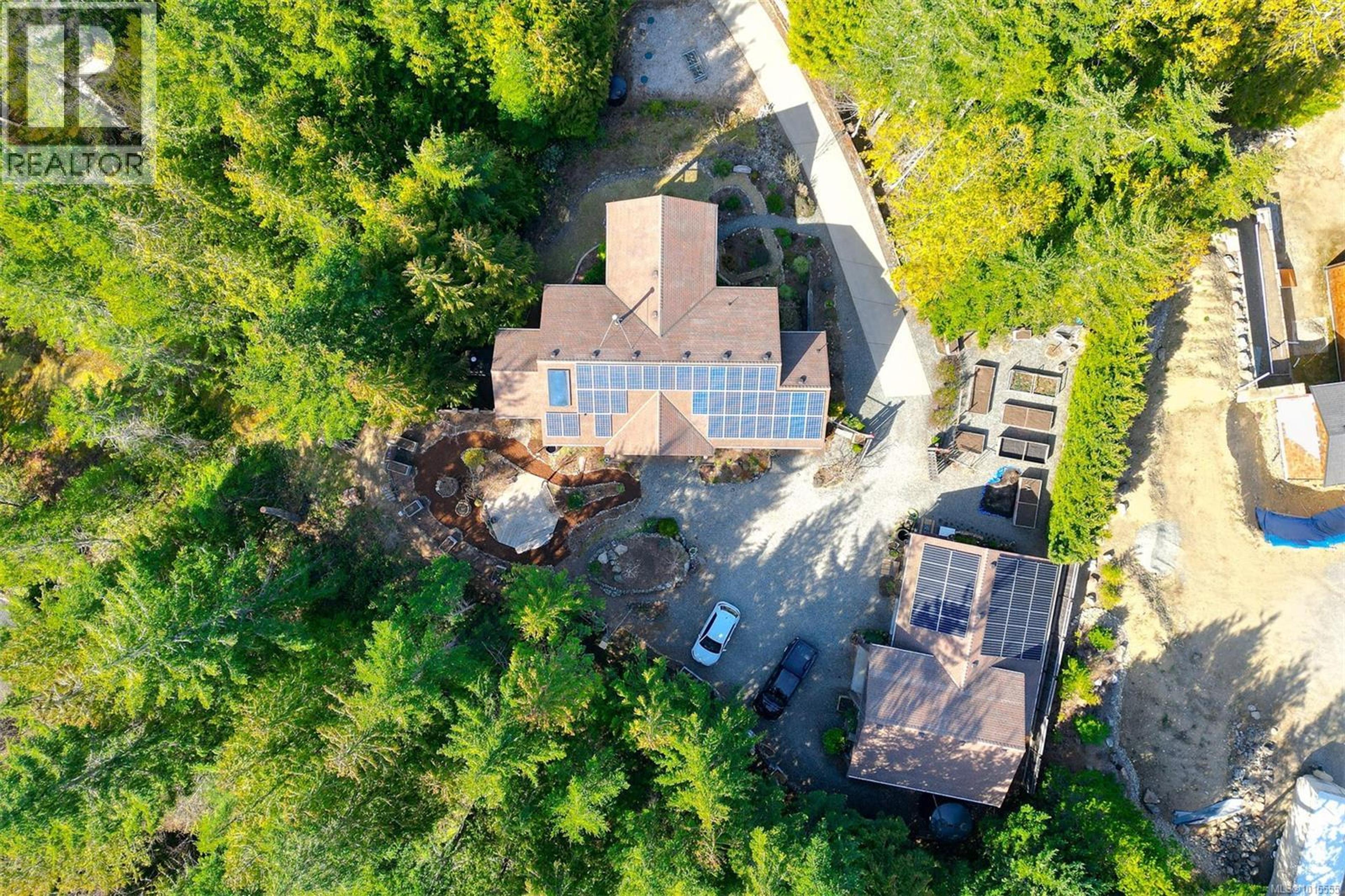 1860 Ashling Rd, Qualicum Beach - Exteriors - Full Complex View, Drone/Aerial View - Photo 7