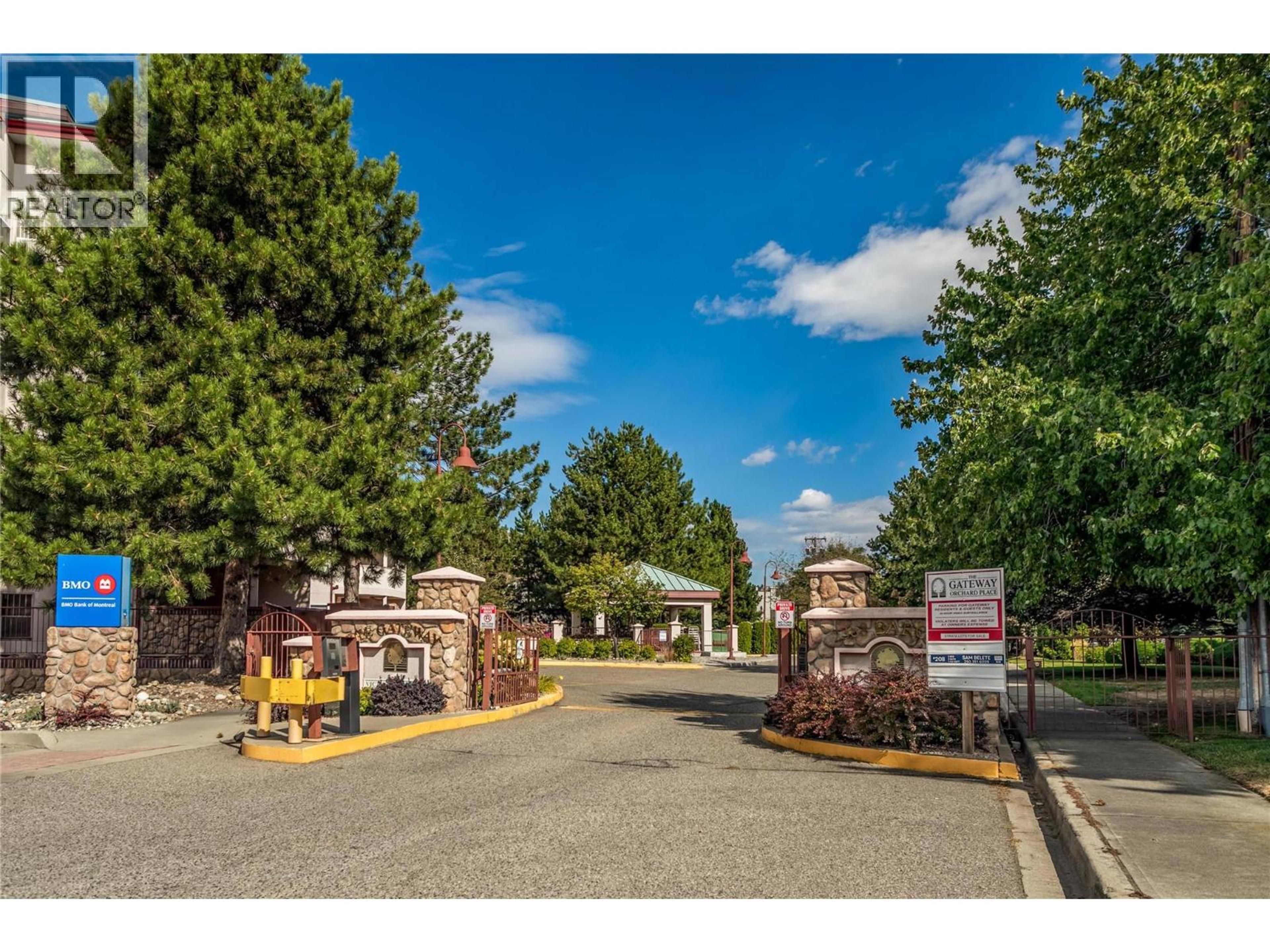 2388 Baron Road, Kelowna - Exteriors - Photo 2