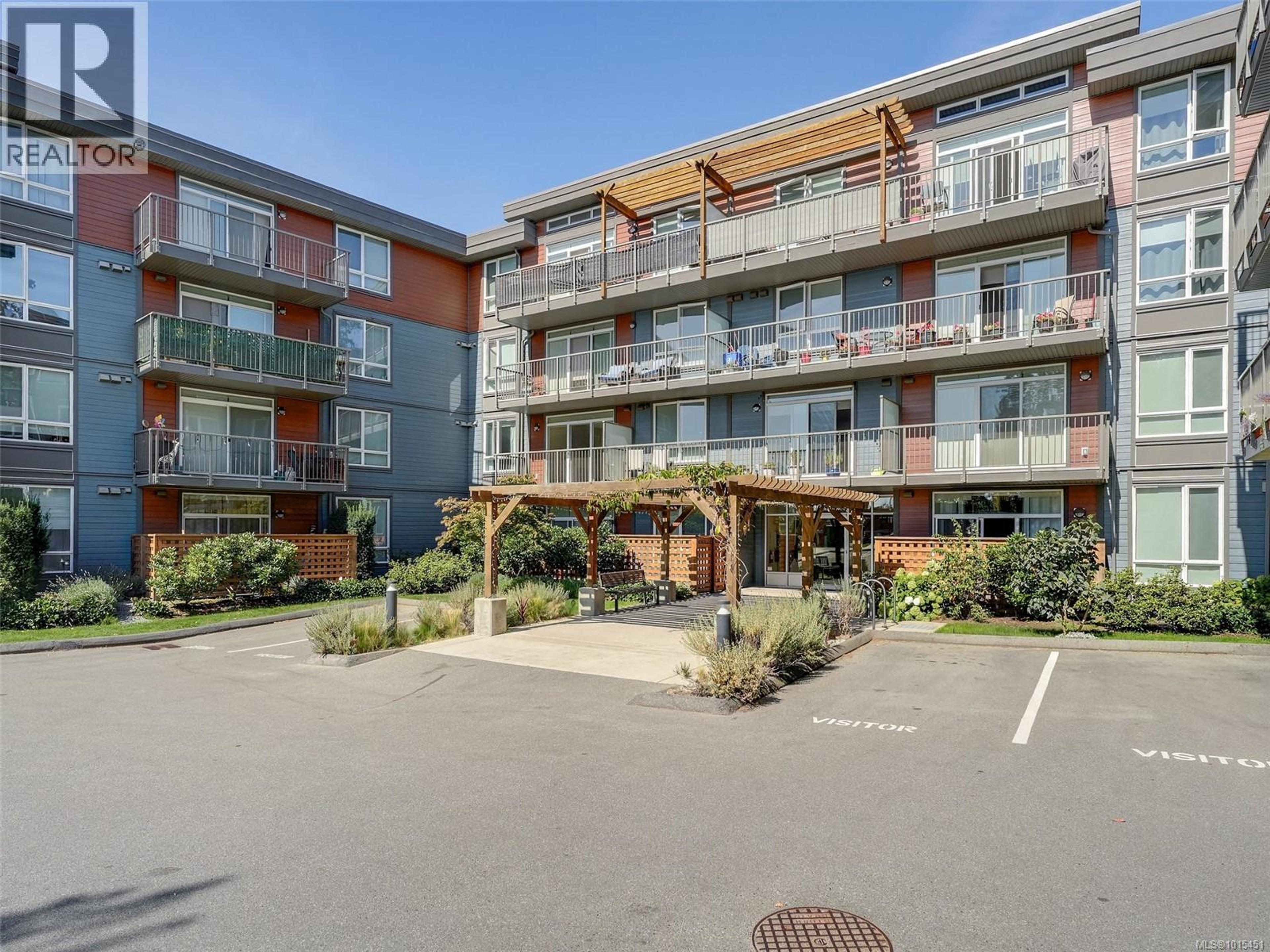 110 Presley Pl, View Royal - Exteriors - Full Complex View - Photo 3