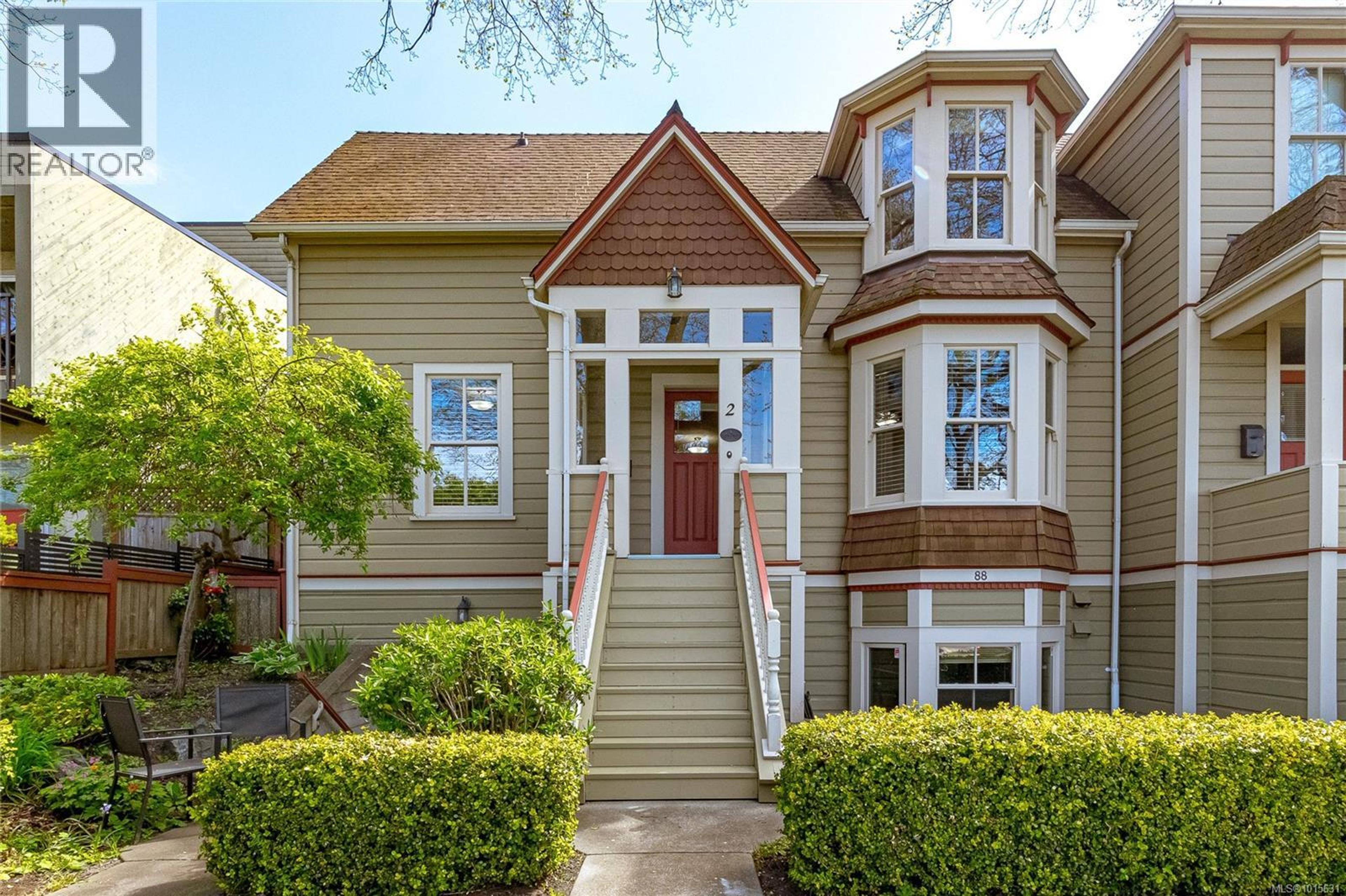 88 Dallas Rd, Victoria - Exteriors - Photo 1