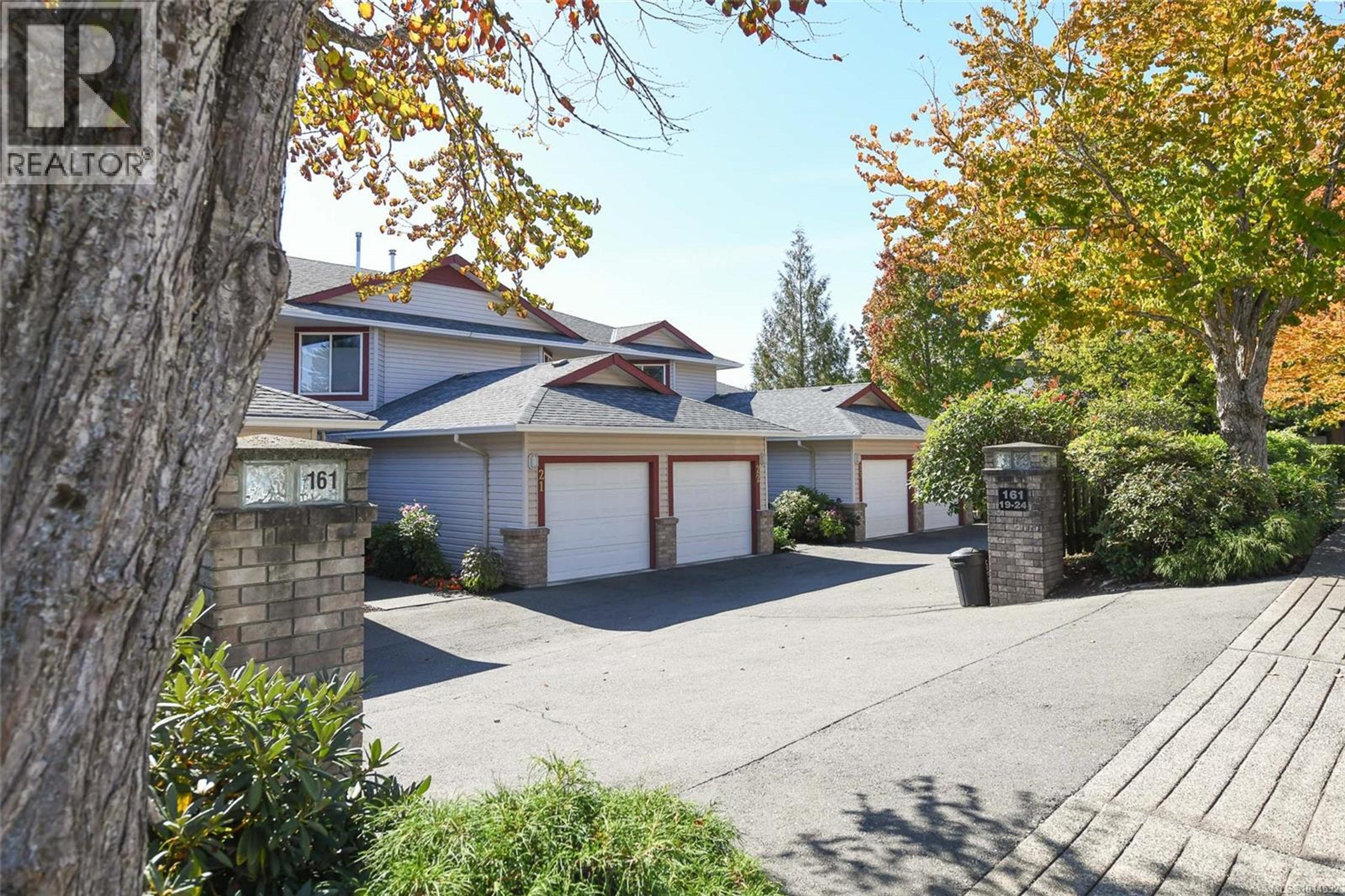 161 Back Rd, Courtenay - Exteriors - Full Complex View - Photo 5