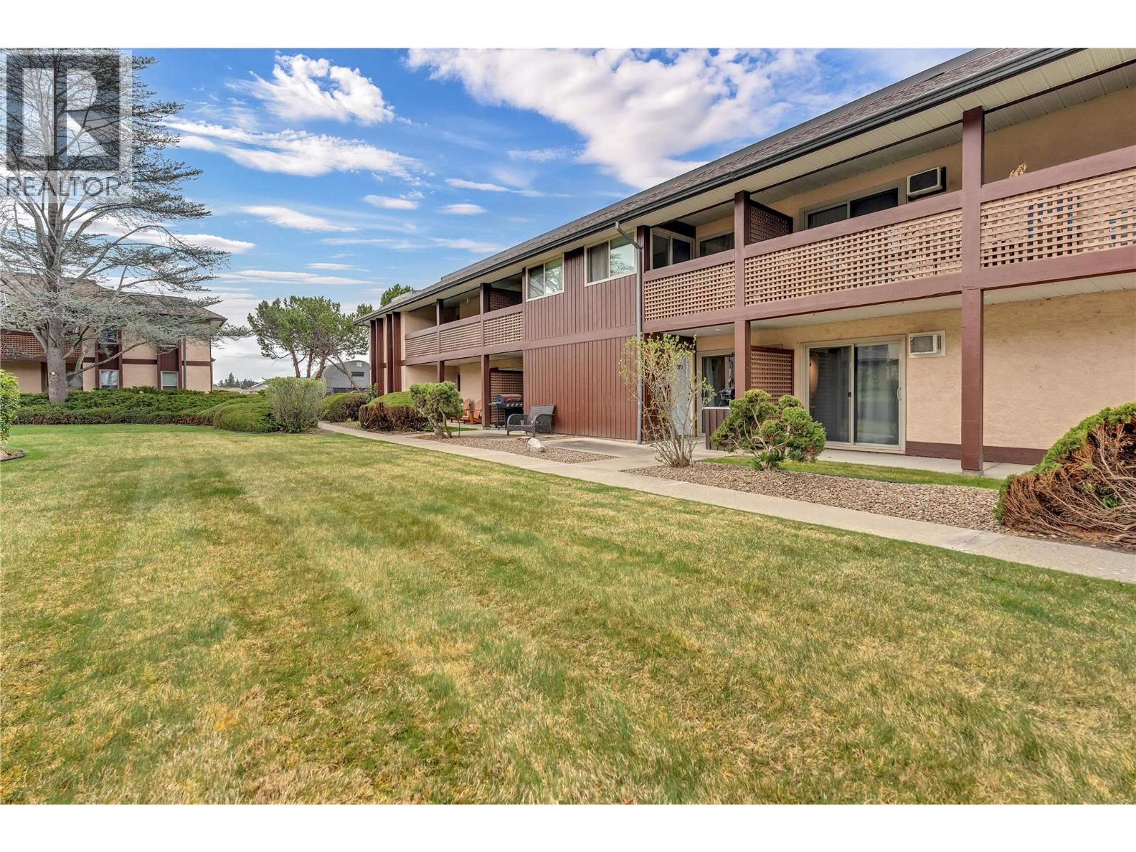 3140 Wilson Street, Penticton - Exteriors - Photo 5