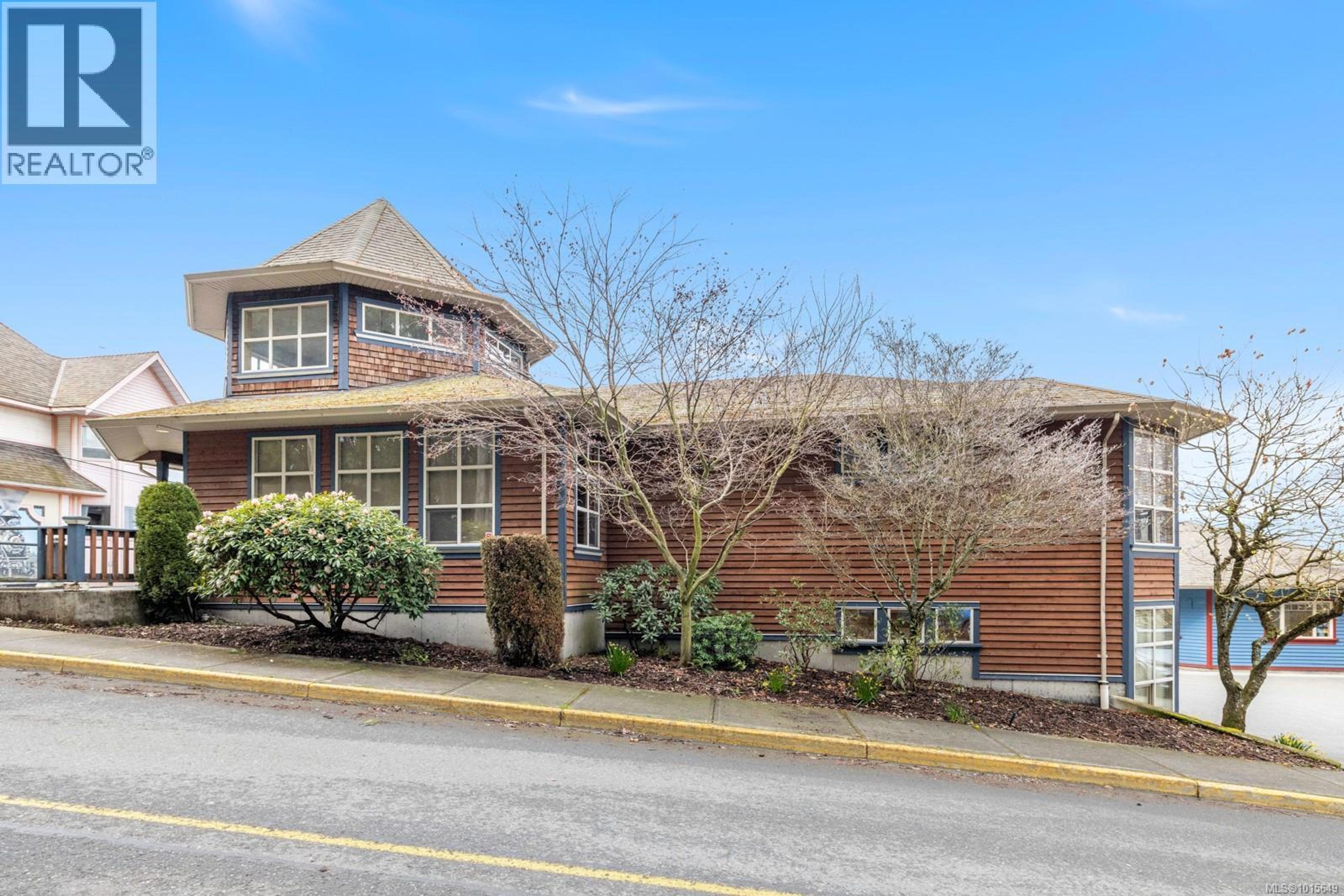 9828 Croft St, Chemainus - Exteriors - Photo 1