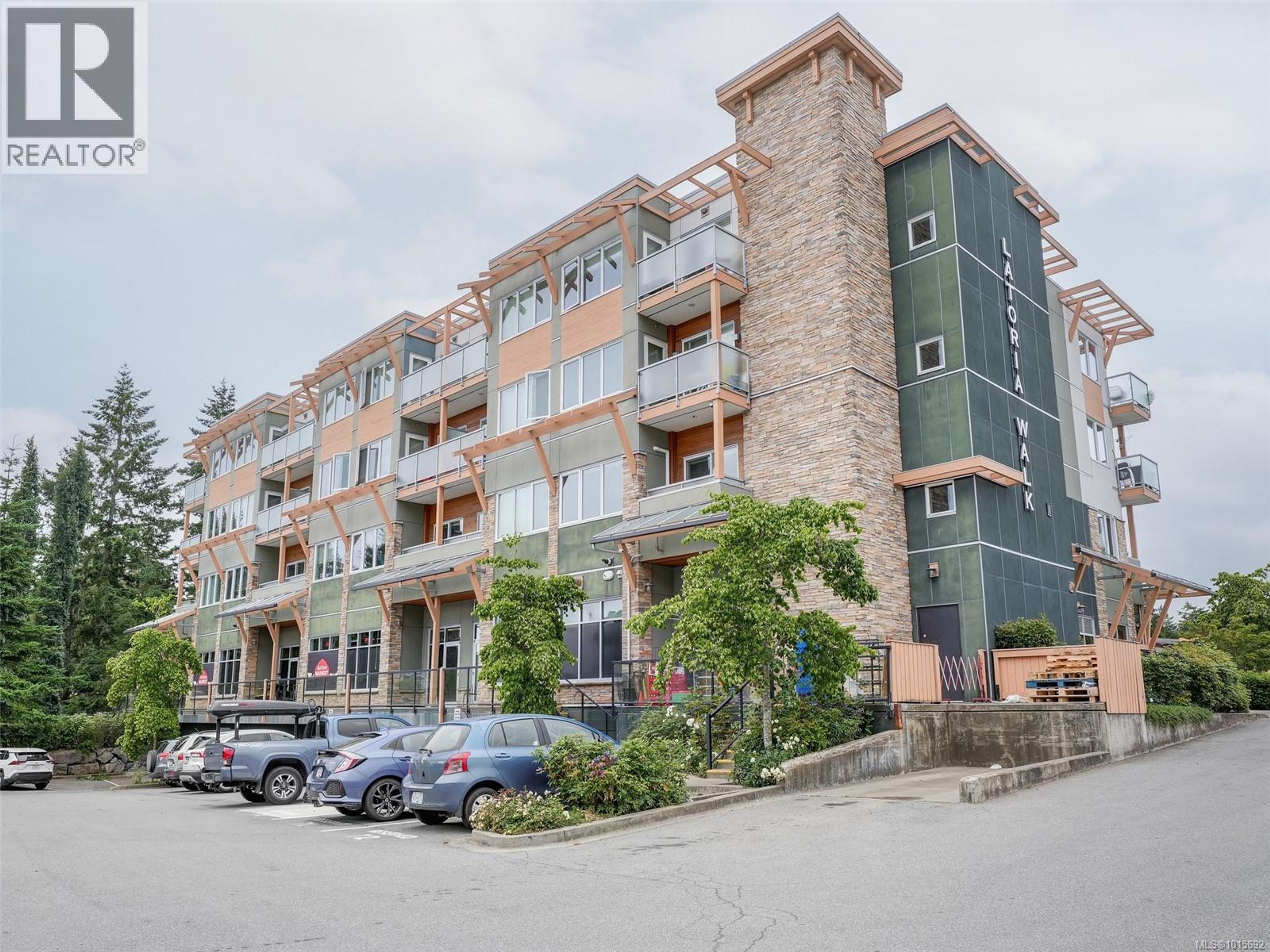 611 Brookside Rd, Colwood - Exteriors - Photo 3