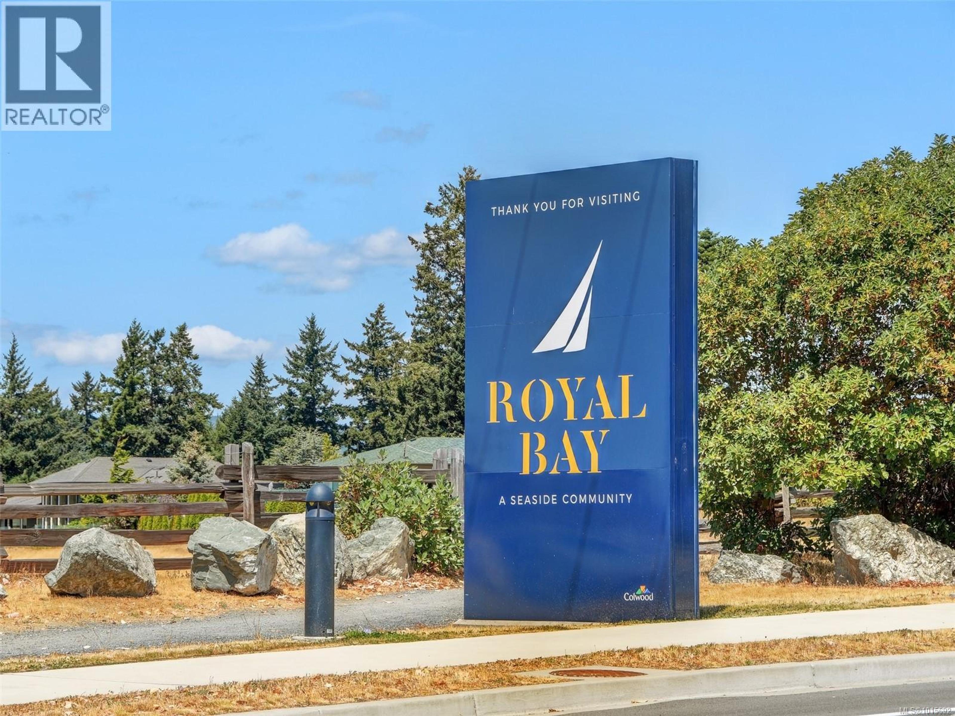 611 Brookside Rd, Colwood - Exteriors - Photo 2