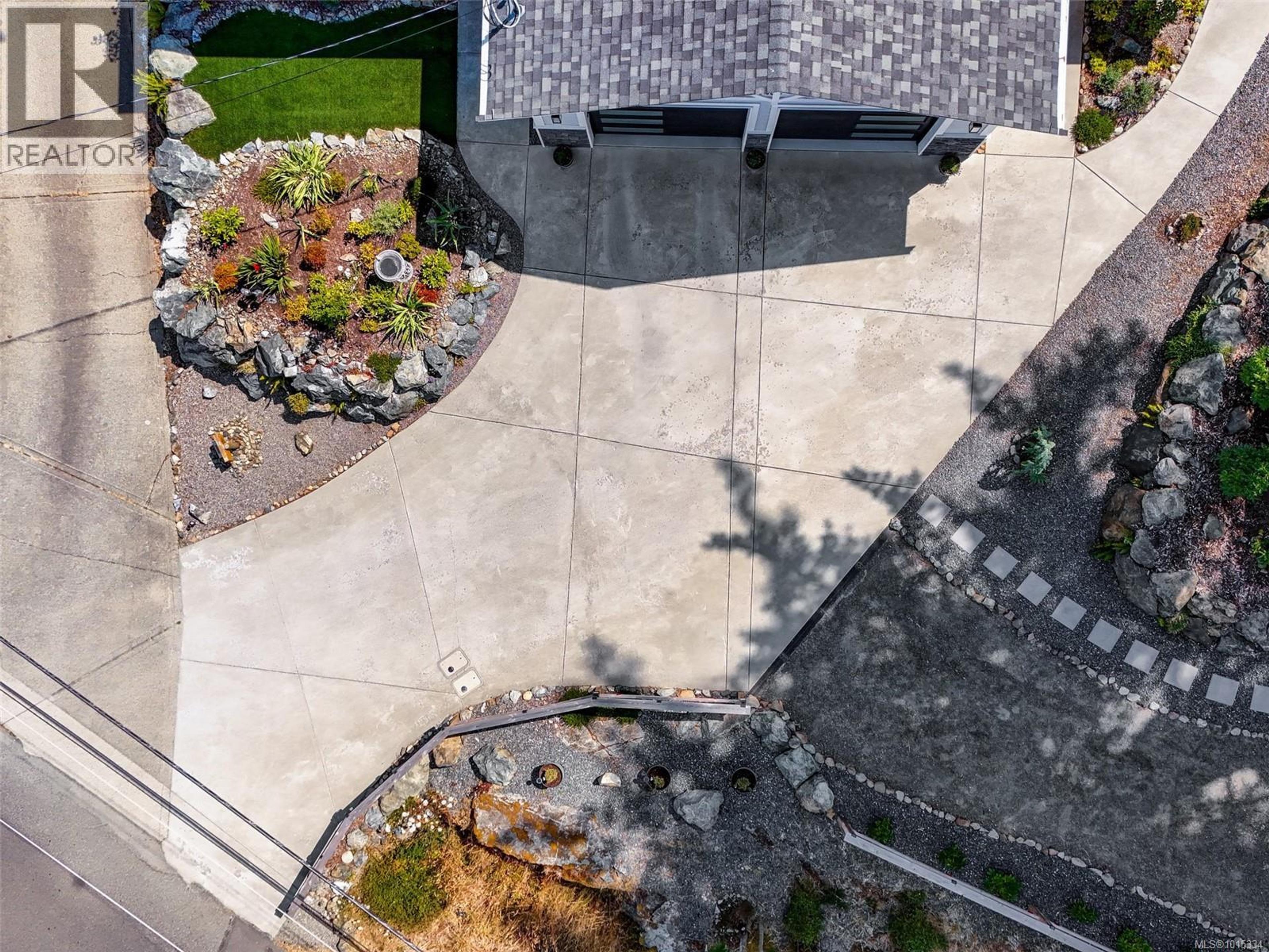 2407 Mountain Heights Dr, Sooke - Exteriors - Drone/Aerial View - Photo 5