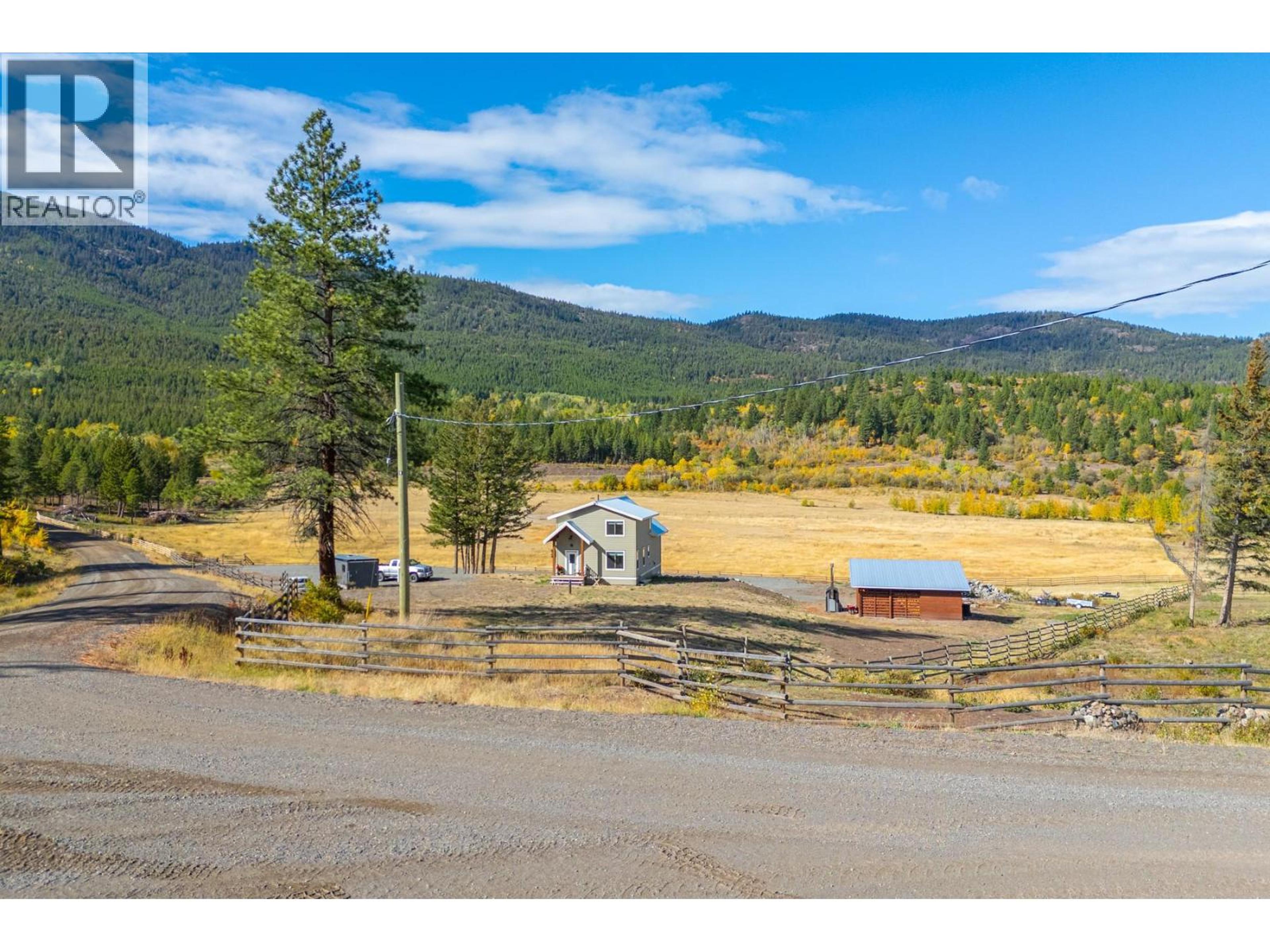 1508 COVERT Place, Merritt - Exteriors - Photo 4