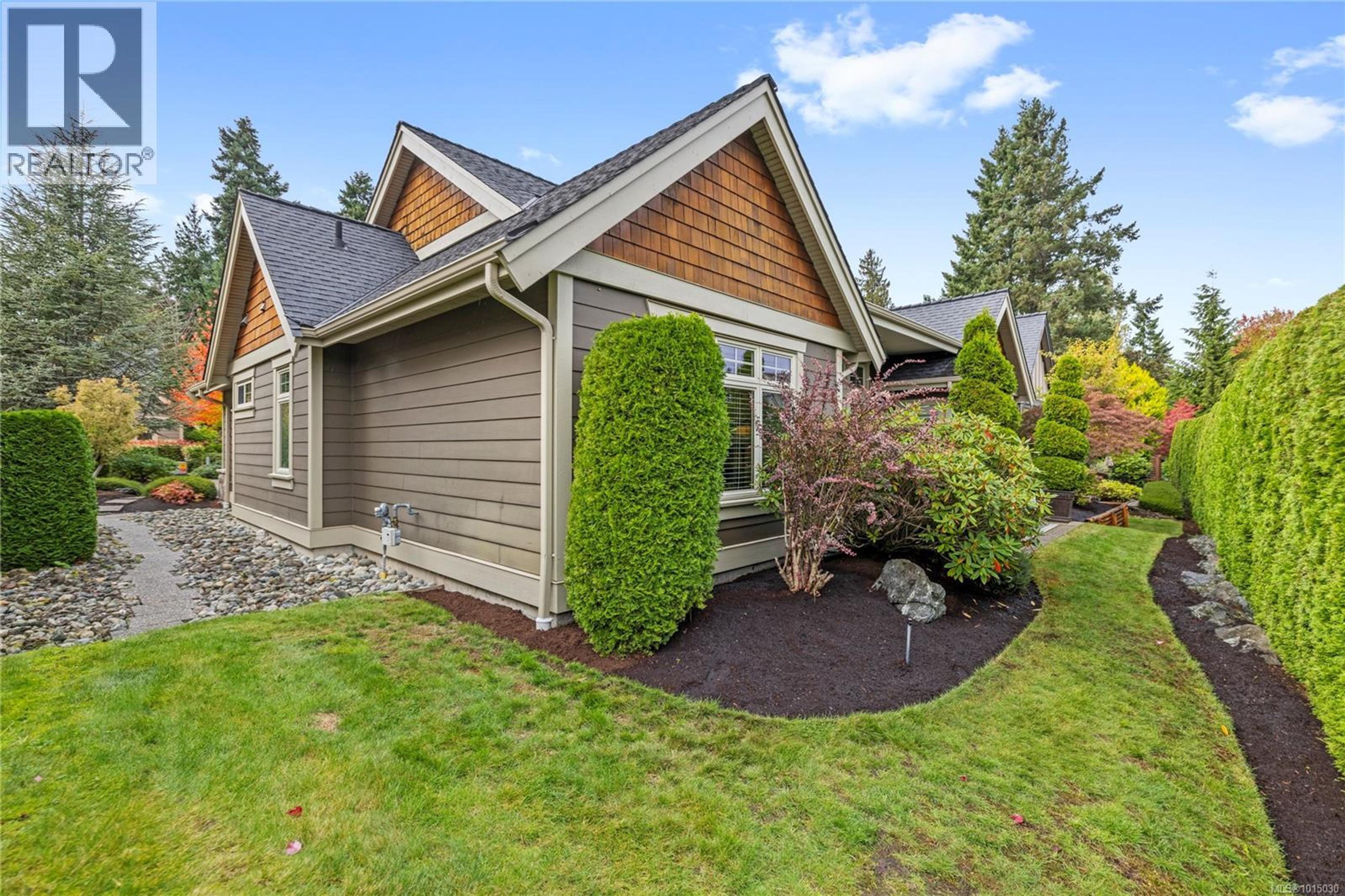 649 Eaglewood Crt, Qualicum Beach - Exteriors - Photo 1