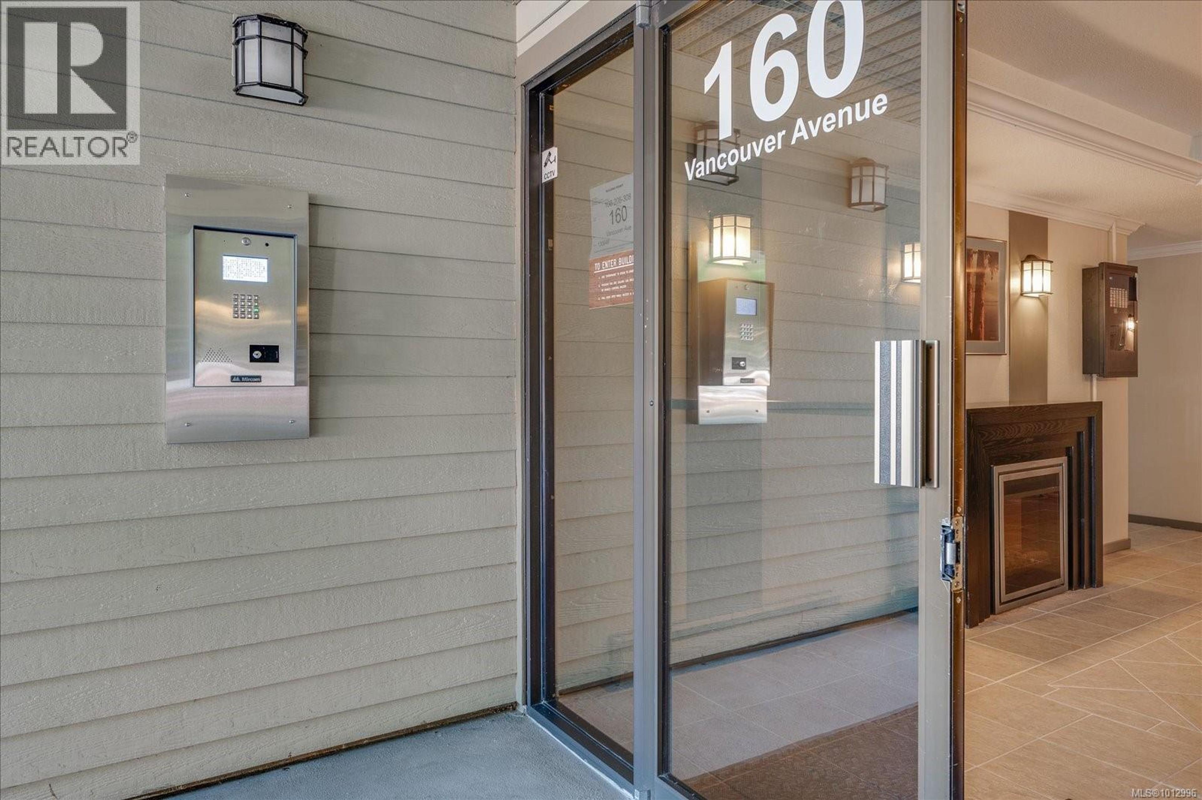 160 Vancouver Ave, Nanaimo - Exteriors - Photo 1