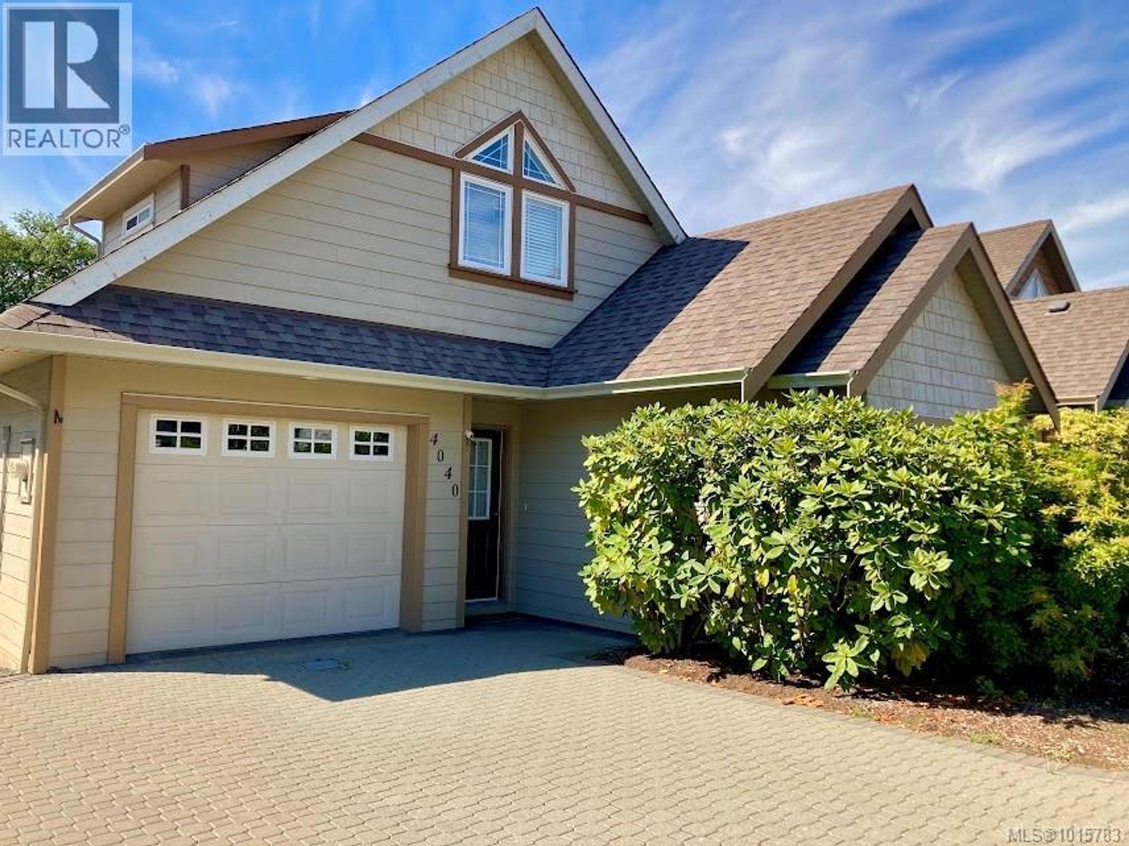 4040 Blackberry Lane, Saanich - Exteriors - Photo 1