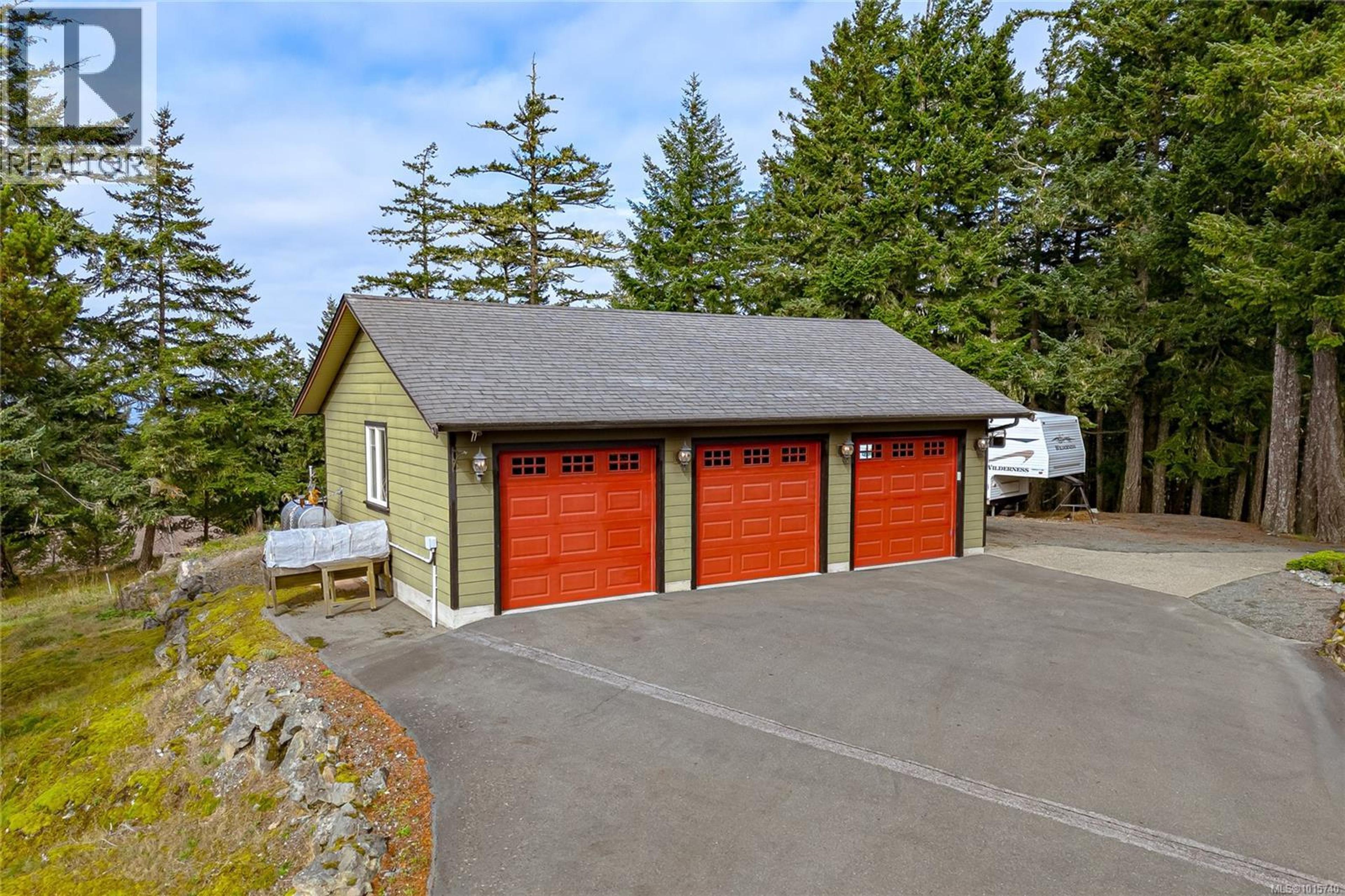 646 Cains Way, Sooke - Exteriors - Photo 3
