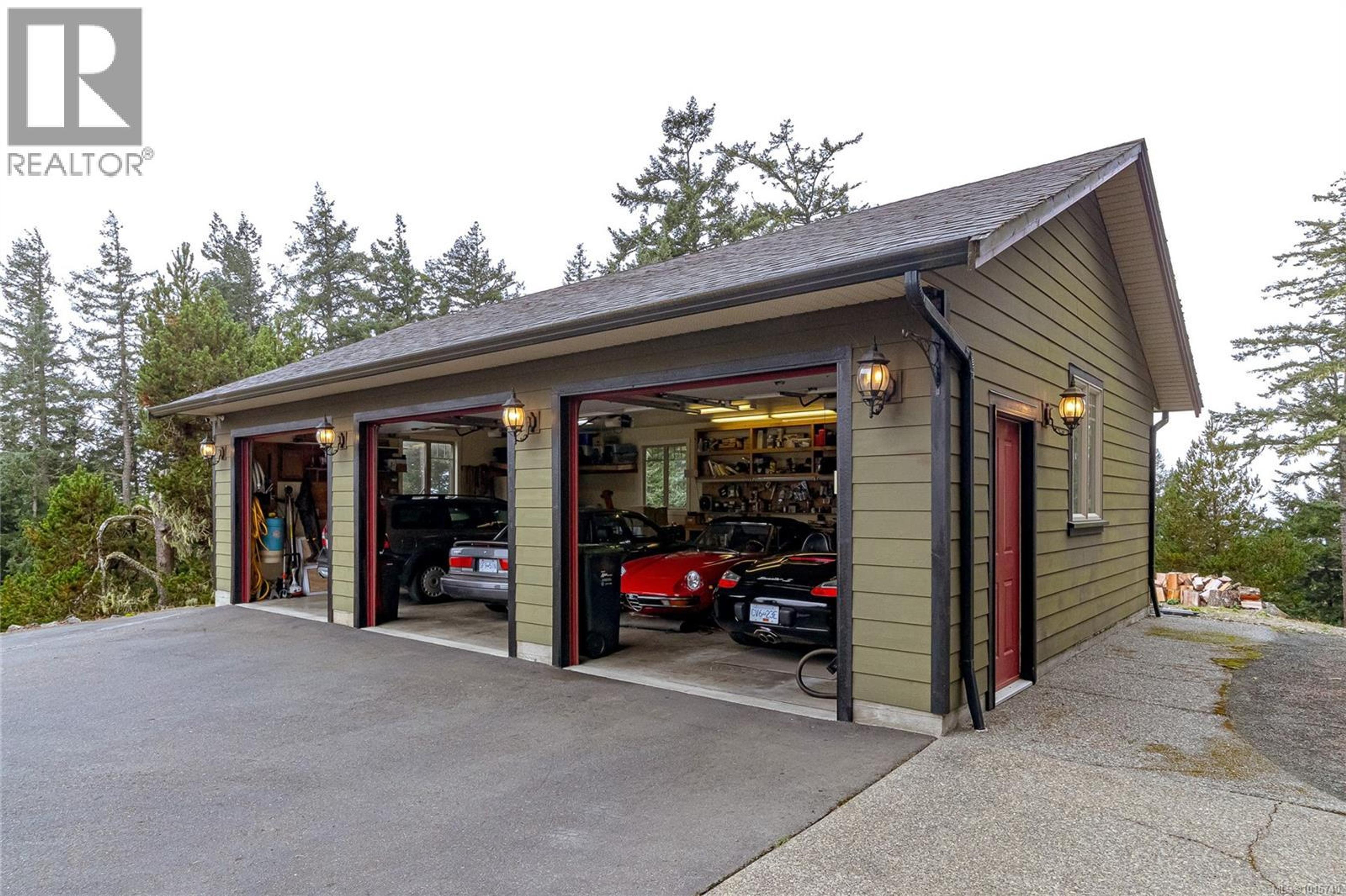 646 Cains Way, Sooke - Exteriors - Photo 4