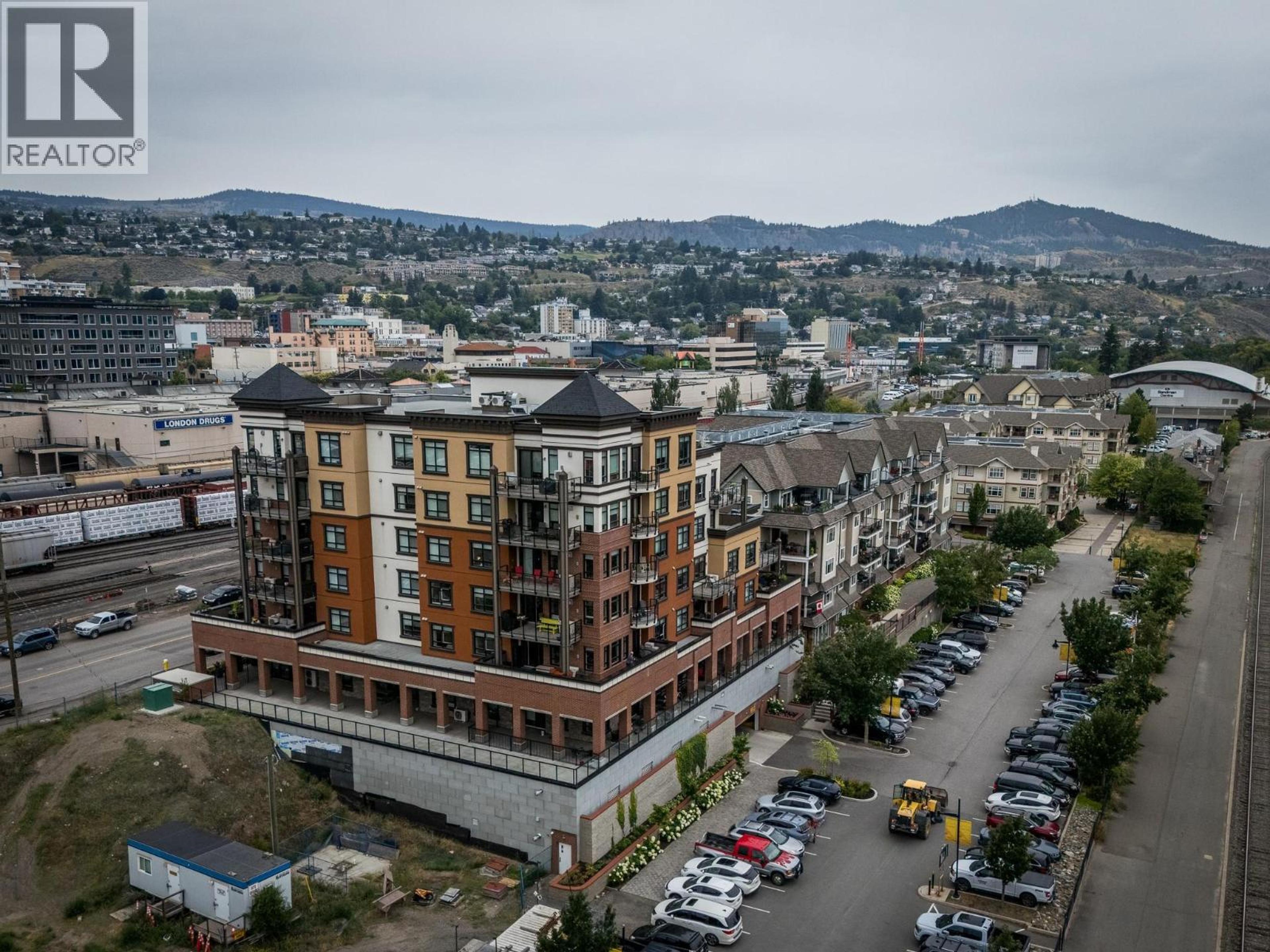 568 Lorne Street, Kamloops - Exteriors - Full Complex View, Drone/Aerial View - Photo 5