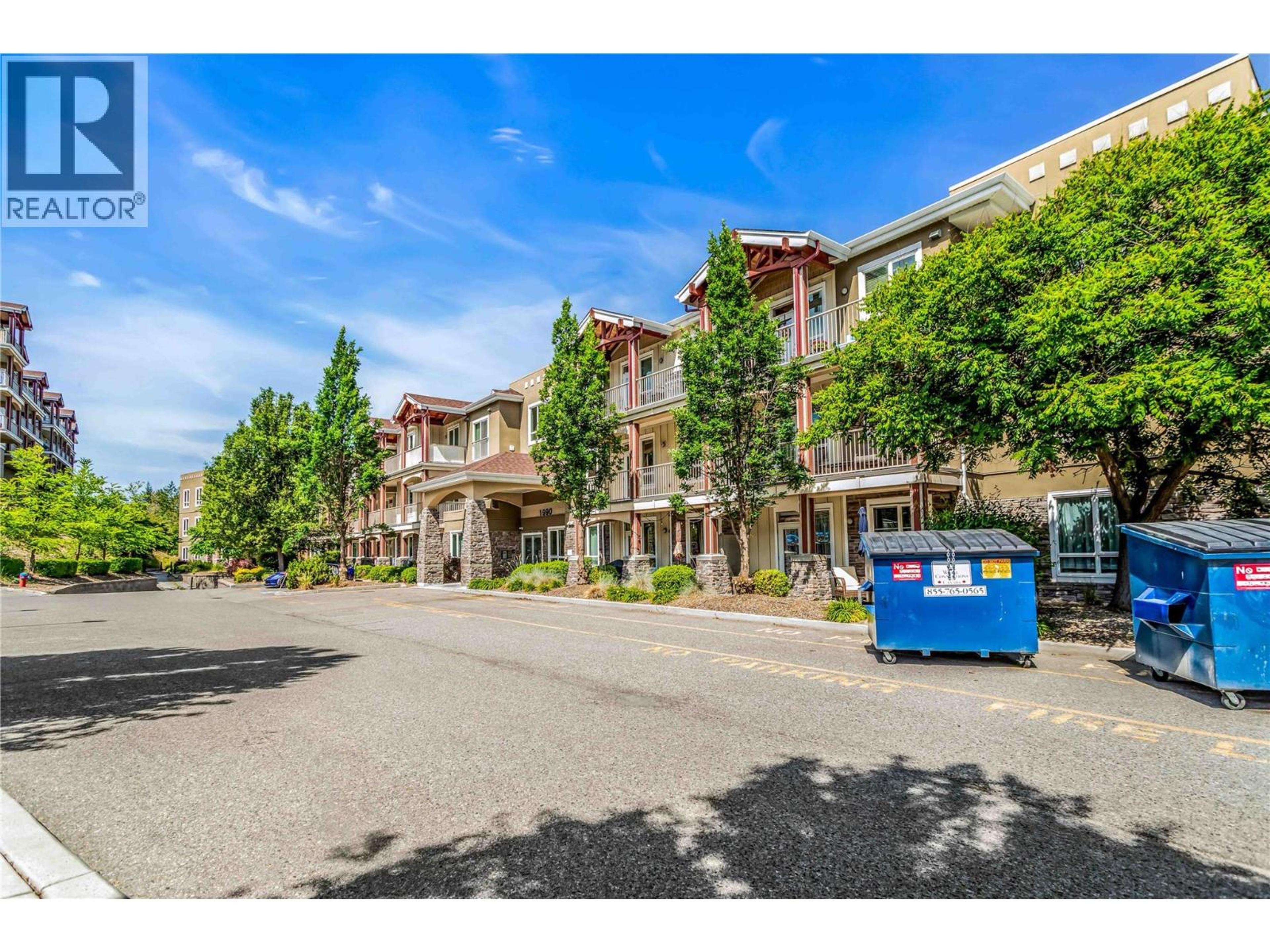 2200 Upper Sundance Drive, West Kelowna - Exteriors - Photo 13