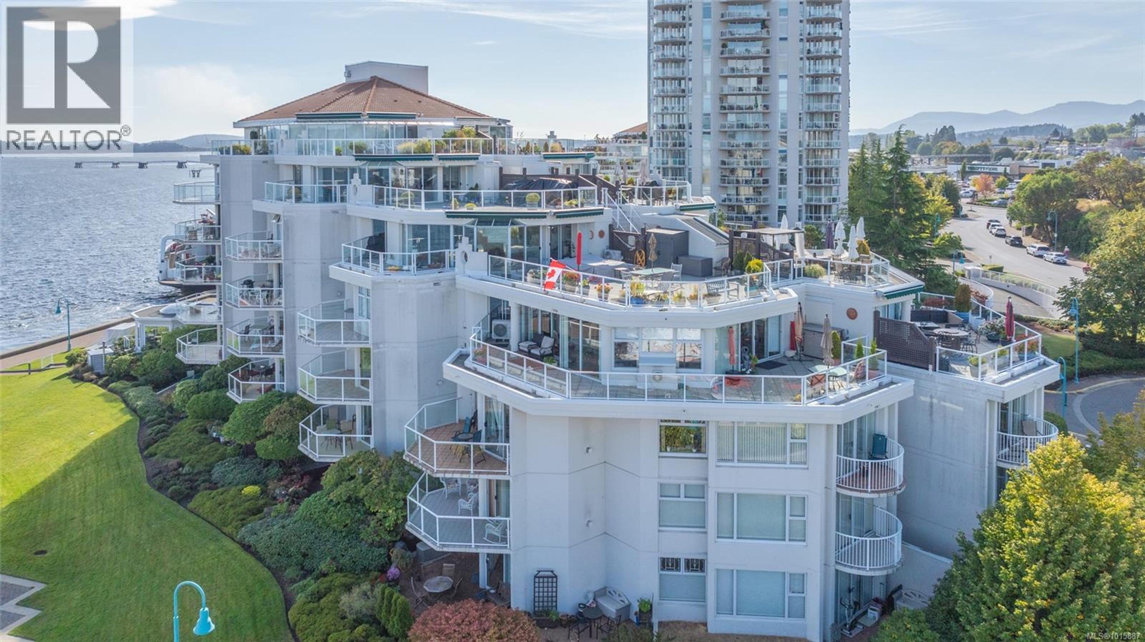 150 Promenade Dr, Nanaimo - Exteriors - Full Complex View, Drone/Aerial View - Photo 11