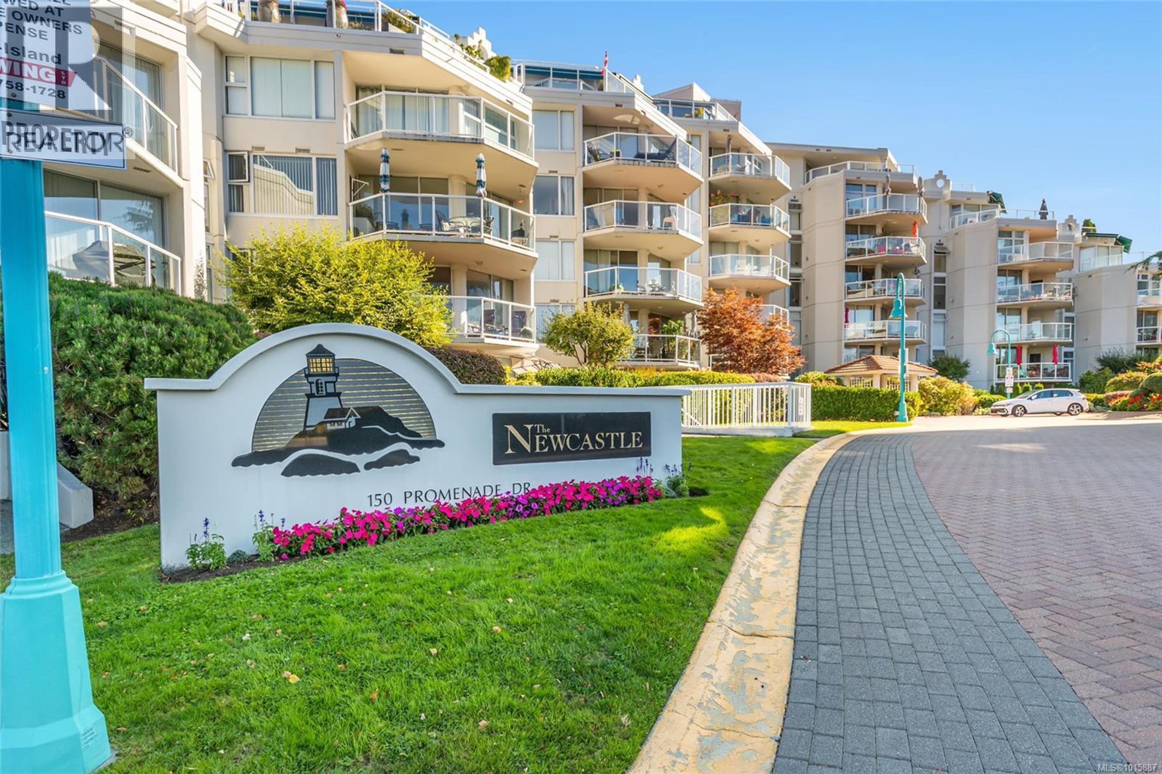 150 Promenade Dr, Nanaimo - Exteriors - Full Complex View - Photo 13