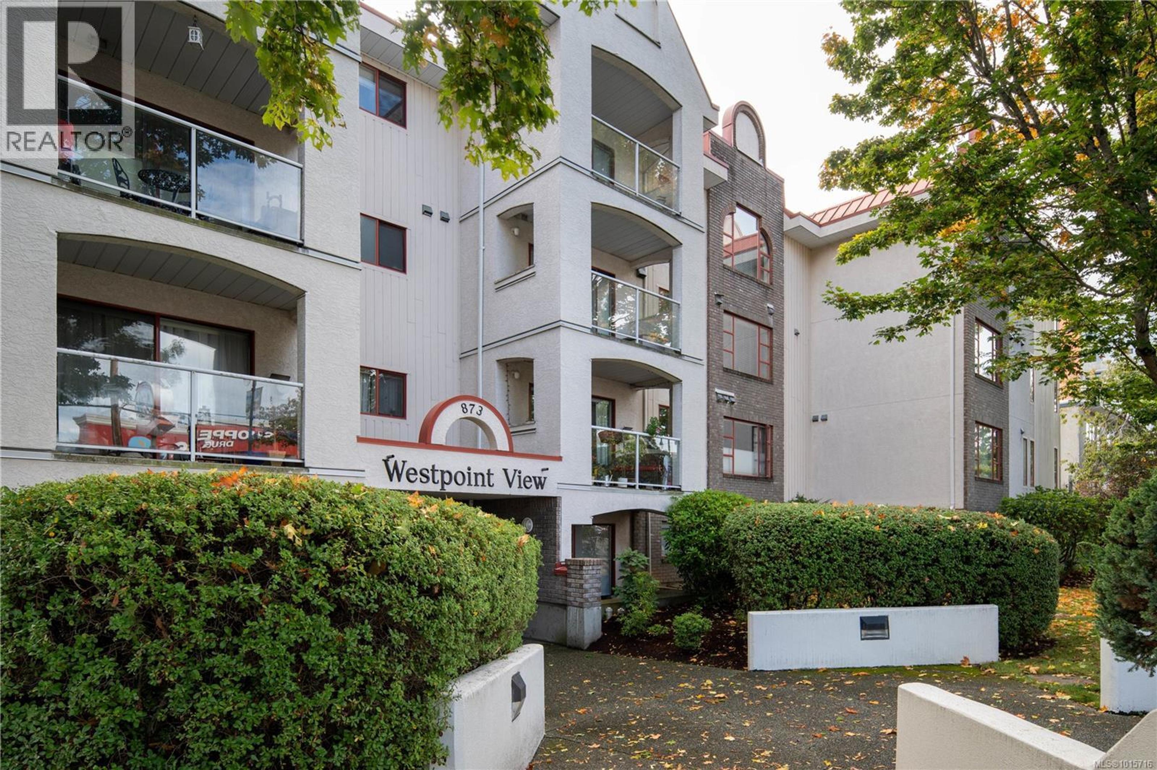 873 Esquimalt Rd, Esquimalt - Exteriors - Photo 2