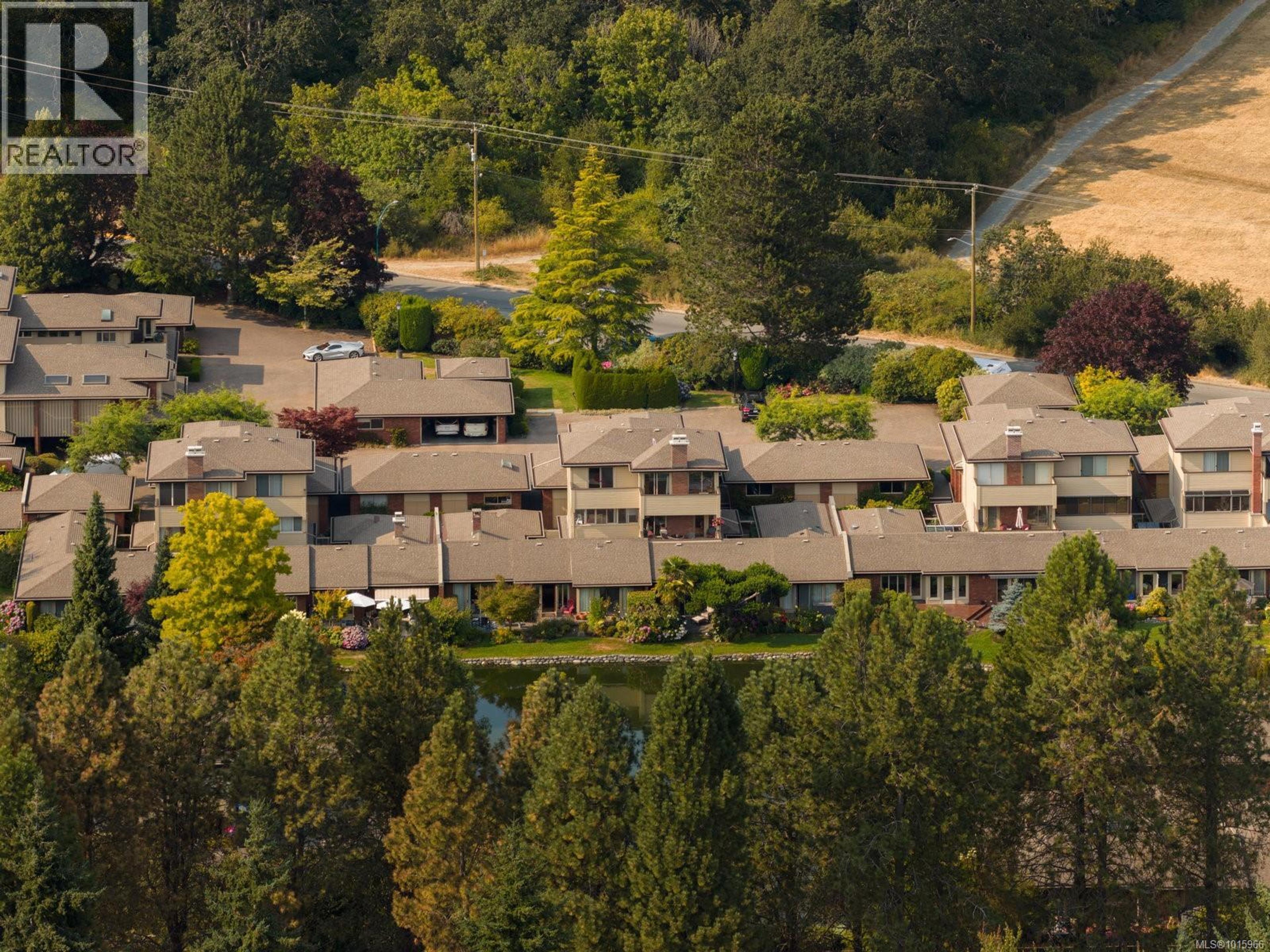 2345 Cedar Hill Cross Rd, Oak Bay - Exteriors - Full Complex View, Drone/Aerial View - Photo 5