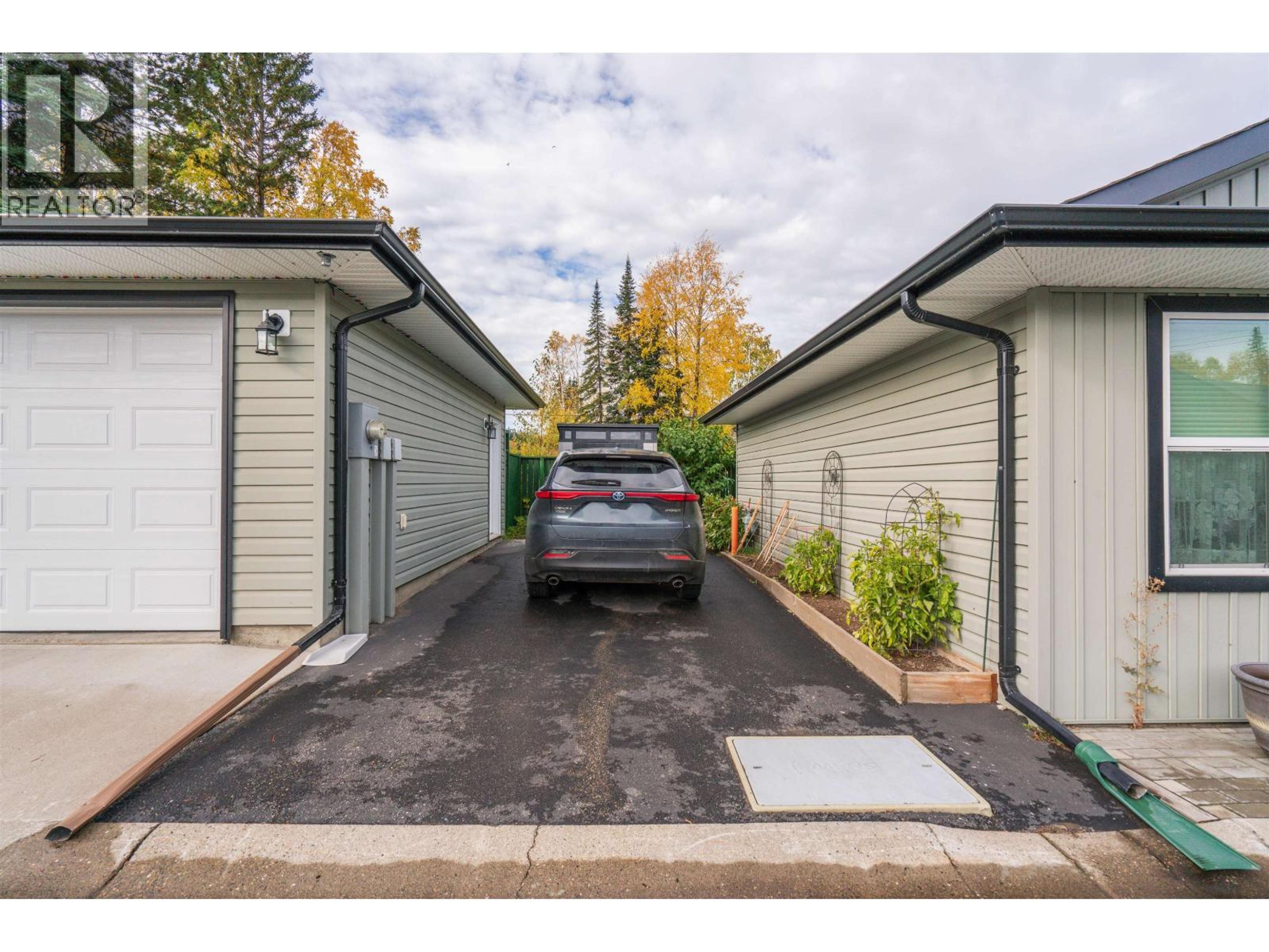 4397 W AUSTIN ROAD, Prince George - Exteriors - Photo 6