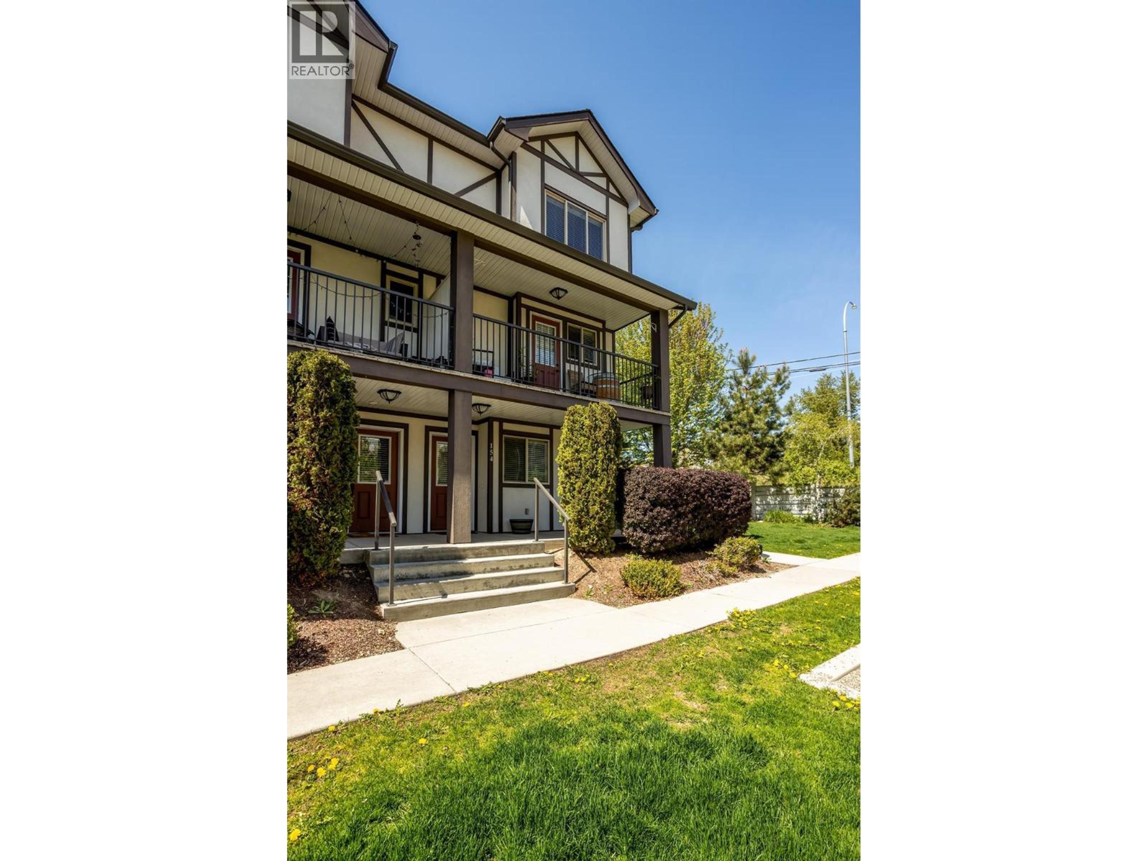 1651 Lynrick Road, Kelowna - Exteriors - Photo 1