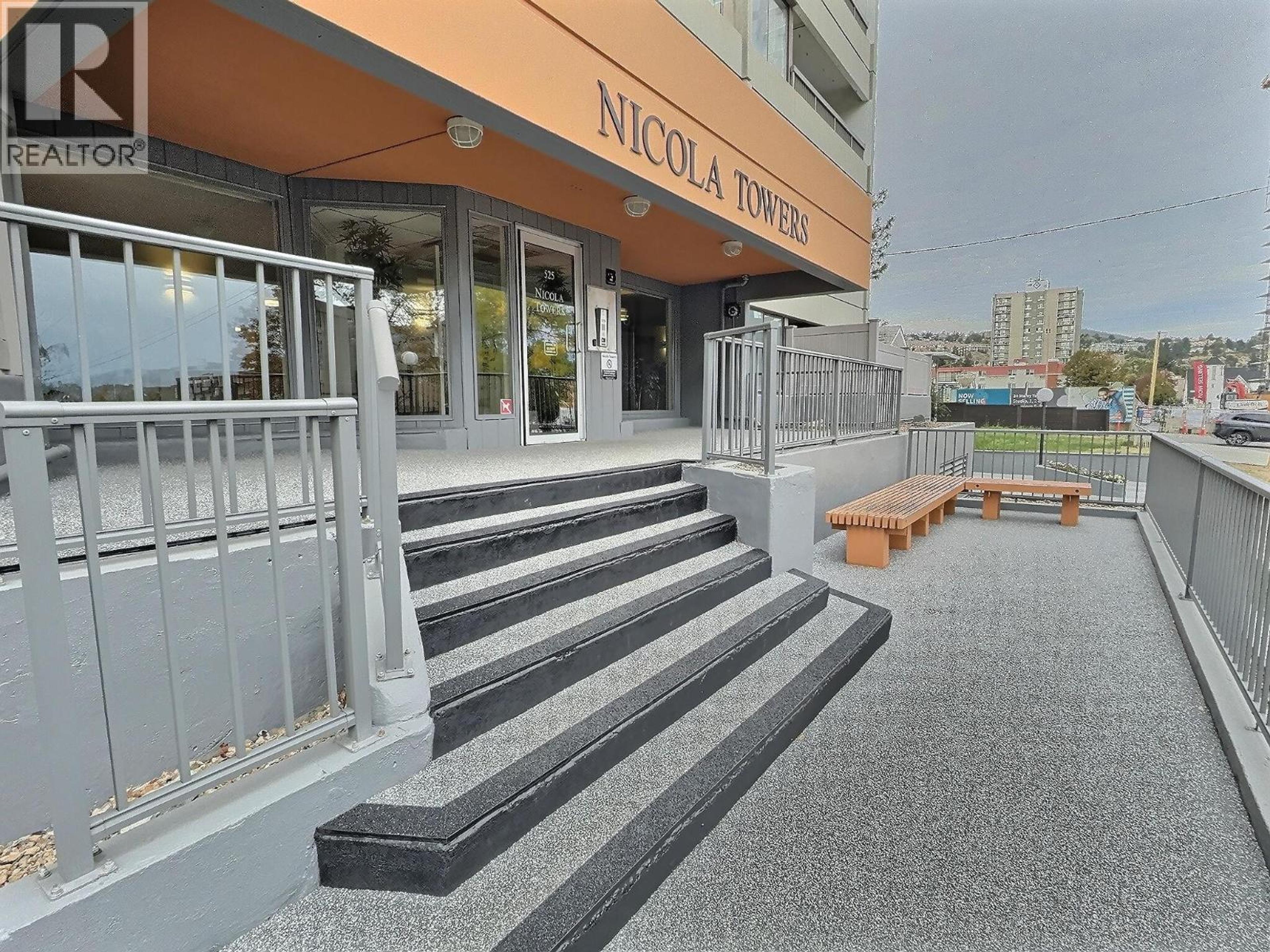 525 Nicola Street, Kamloops - Exteriors - Photo 1