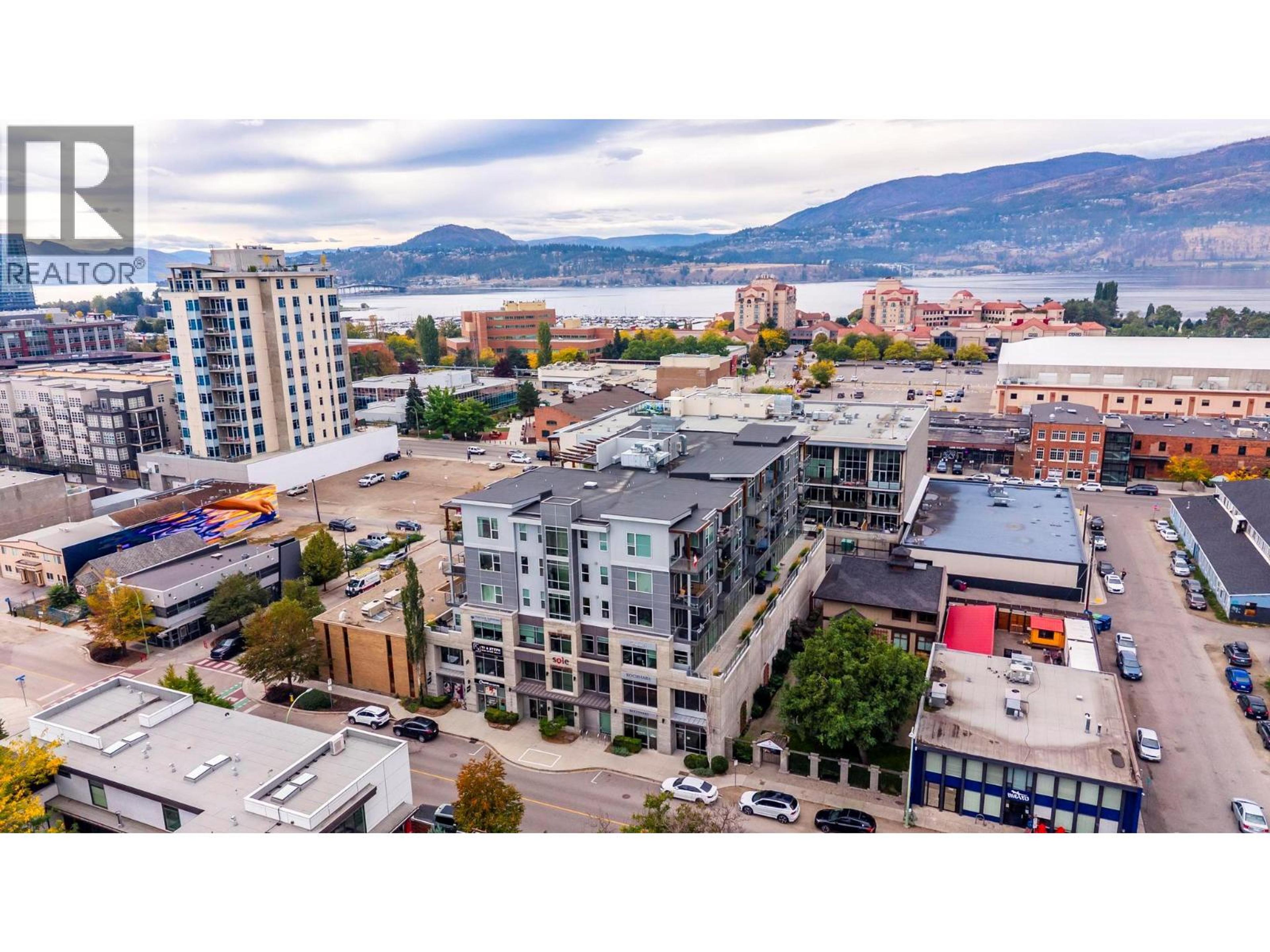 1290 St. Paul Street, Kelowna - Exteriors - Drone/Aerial View, Full Complex View - Photo 3