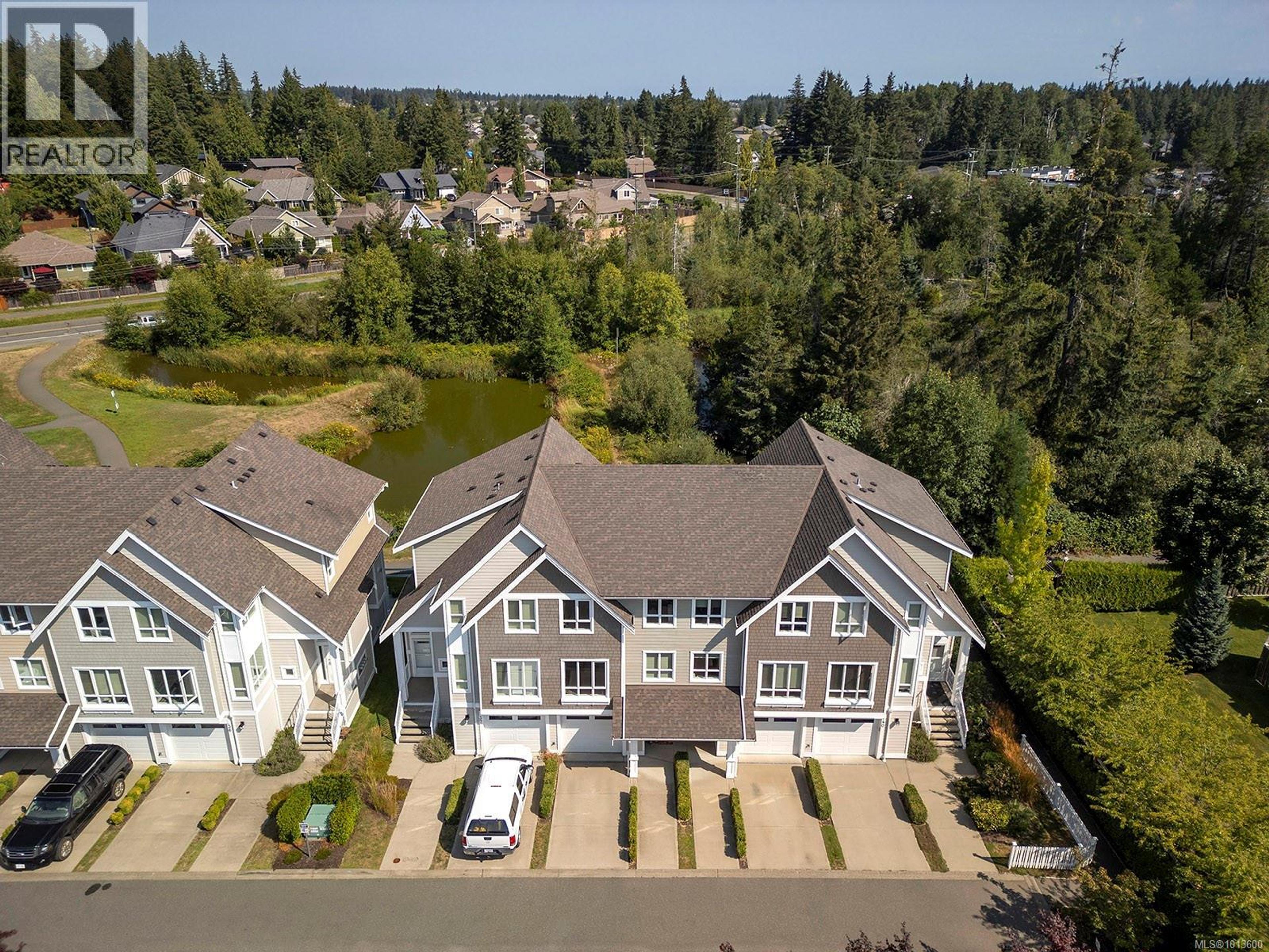 700 Lancaster Way, Comox - Exteriors - Full Complex View, Drone/Aerial View - Photo 14