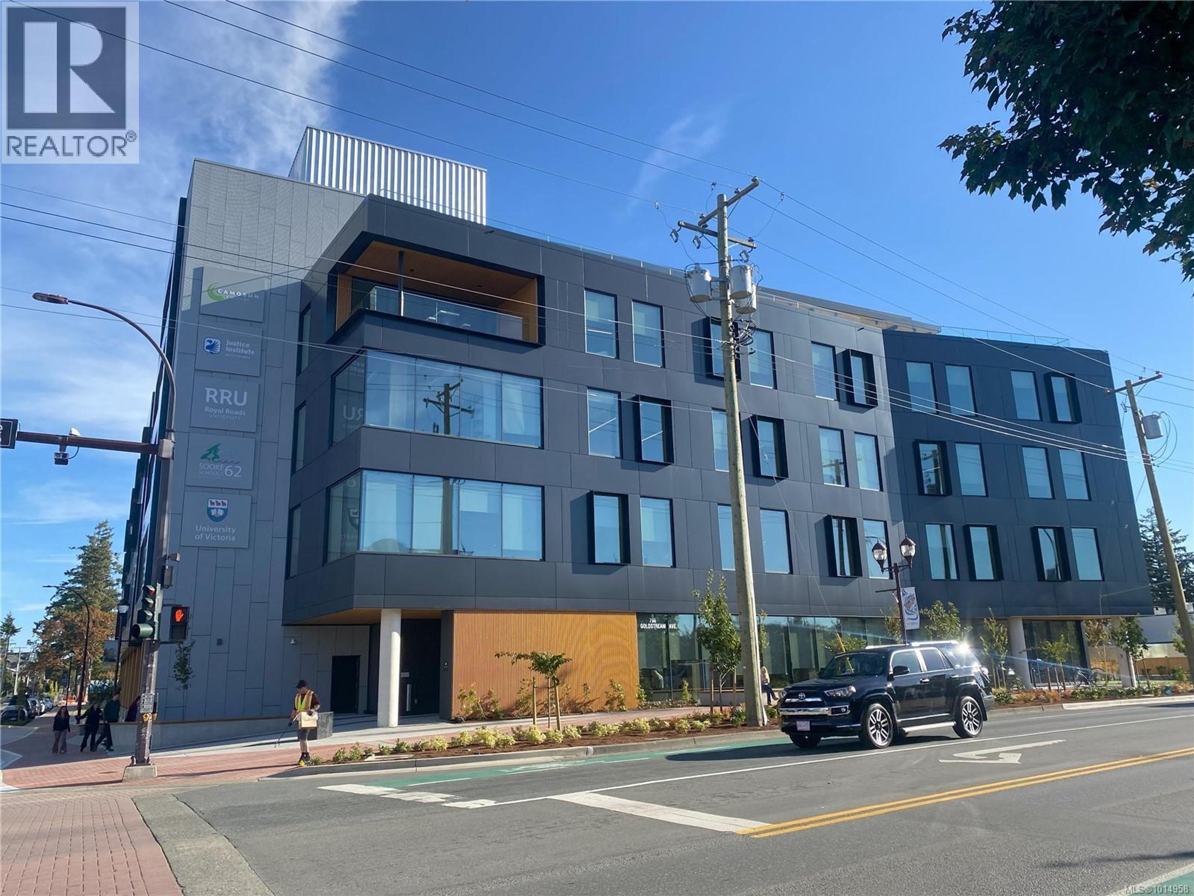 868 Orono Ave, Langford - Exteriors - Photo 5