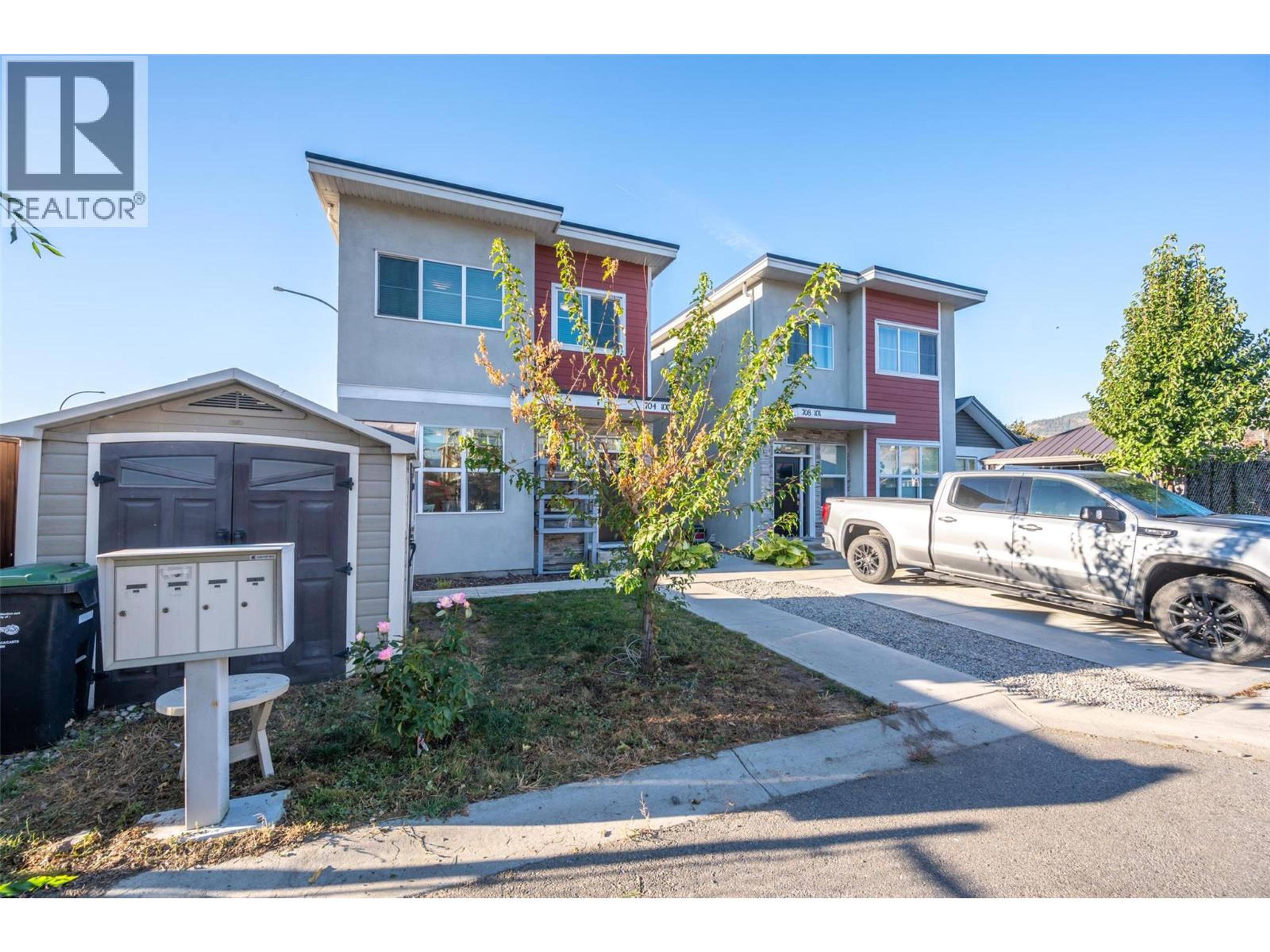 704 Revelstoke Avenue, Penticton - Exteriors - Full Complex View - Photo 3