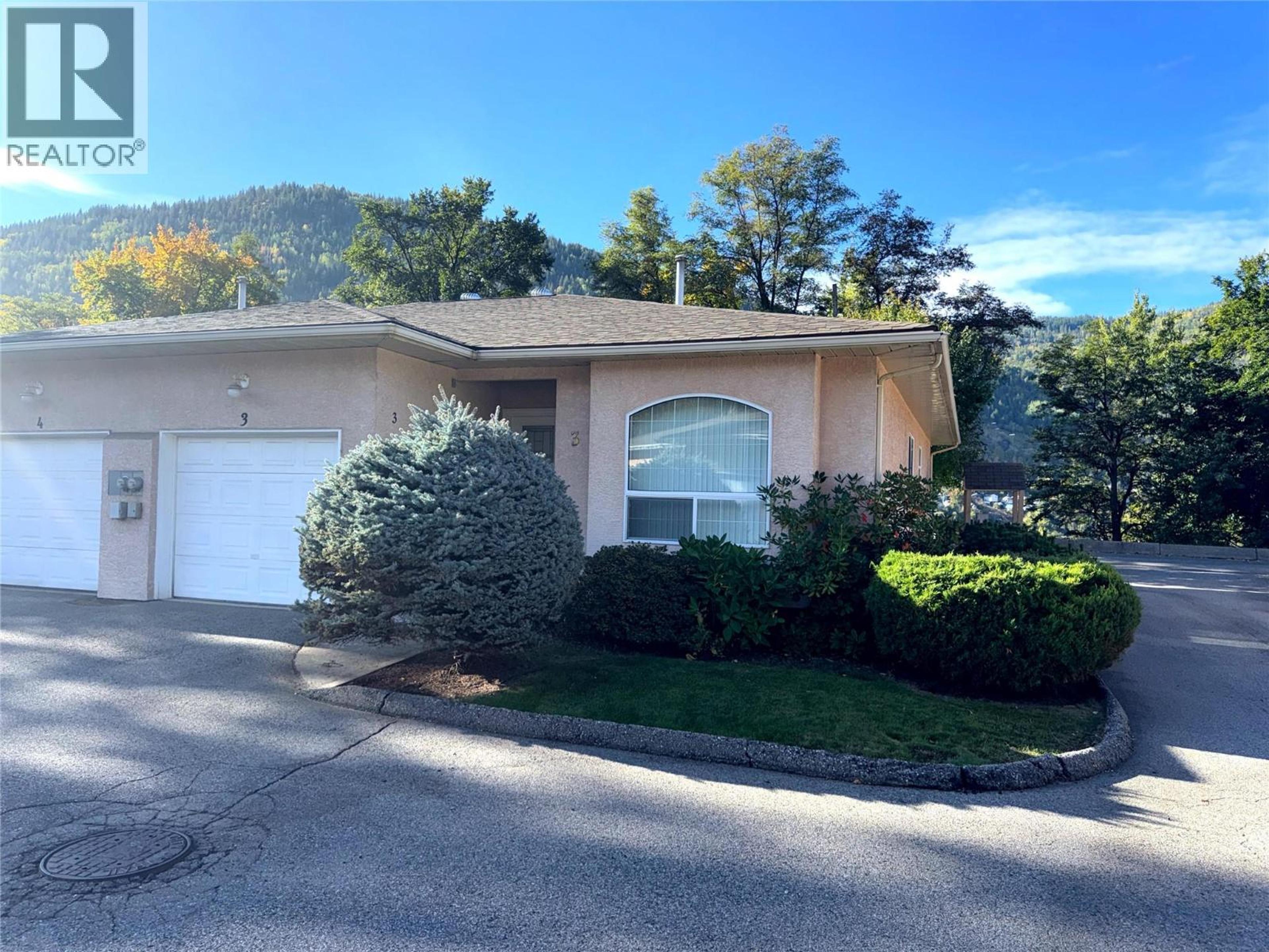 2205 Rockland Avenue, Trail - Exteriors - Photo 3