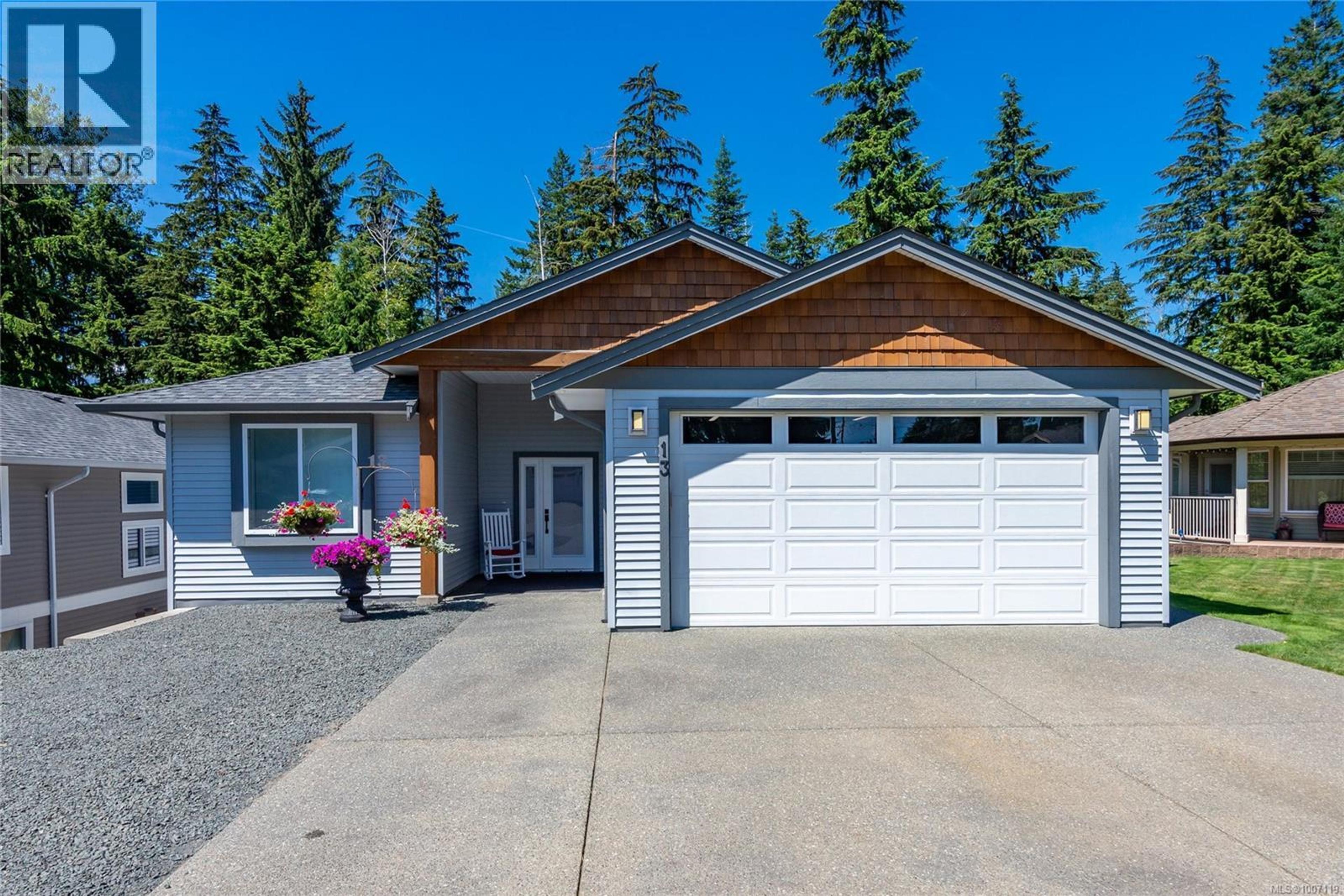 100 McPhedran Rd, Campbell River - Exteriors - Photo 2