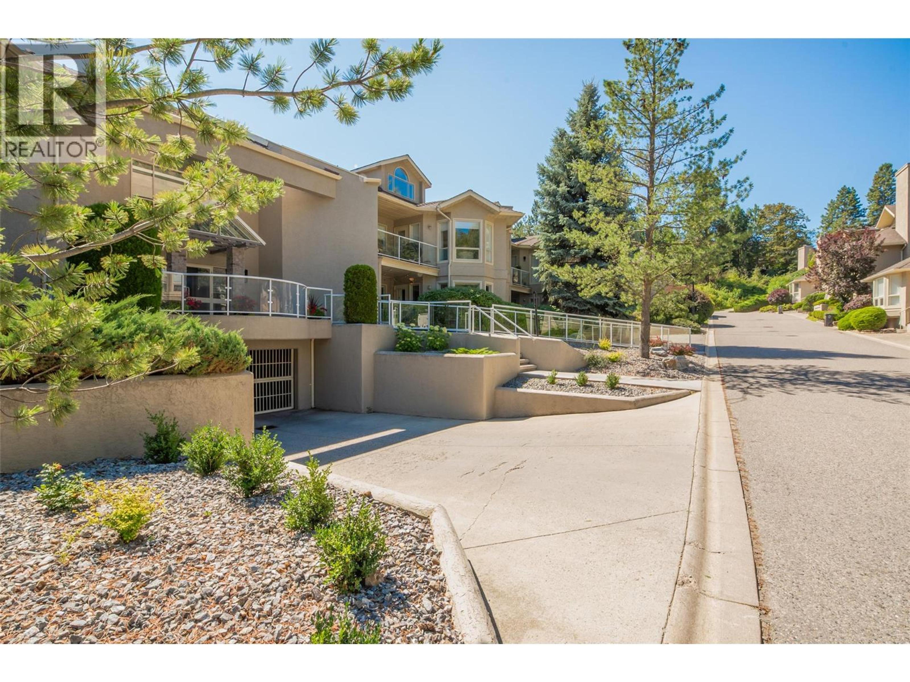 980 DILWORTH Drive, Kelowna - Exteriors - Full Complex View - Photo 8