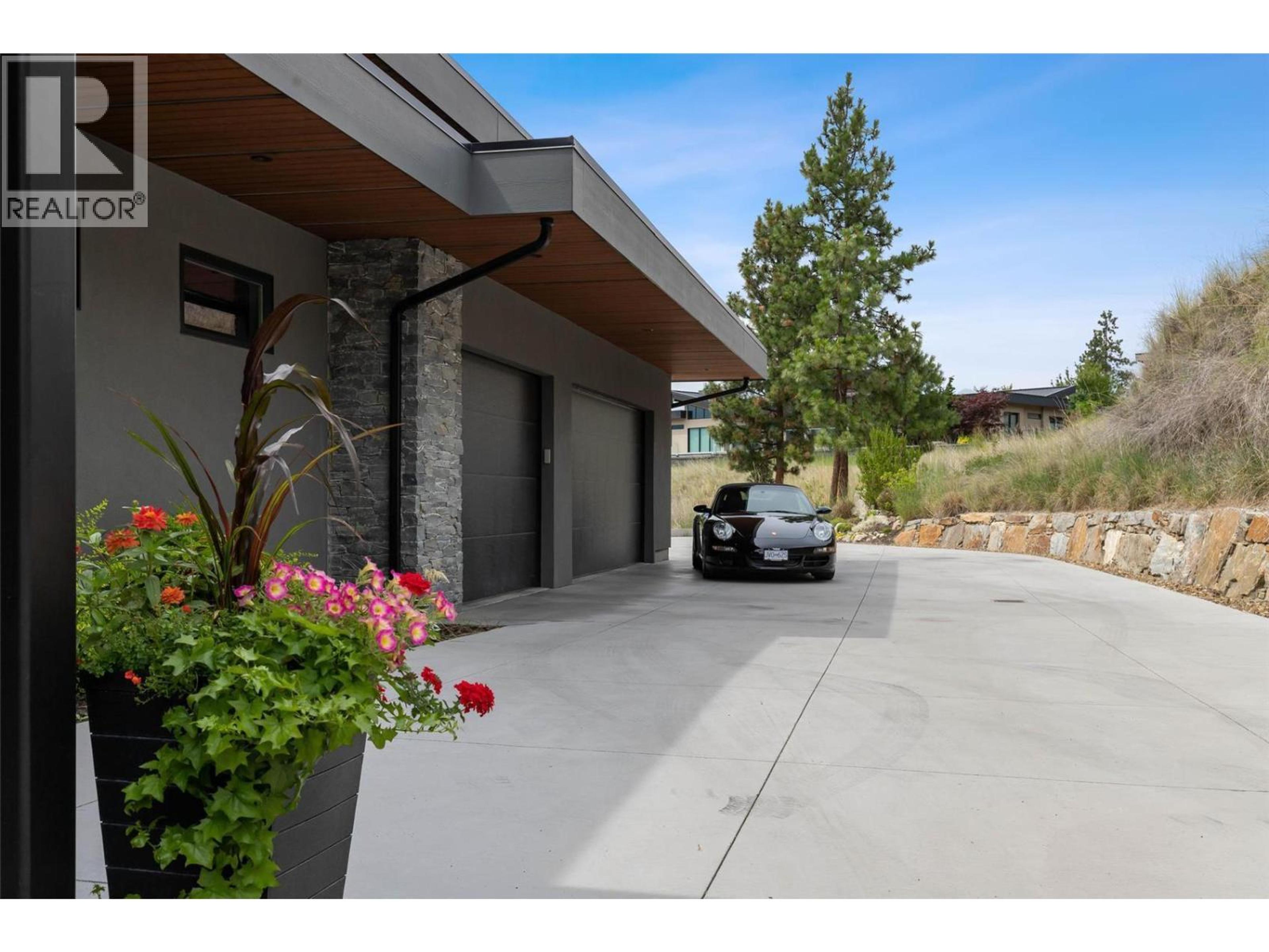 1735 Granite Road, Lake Country - Exteriors - Photo 4