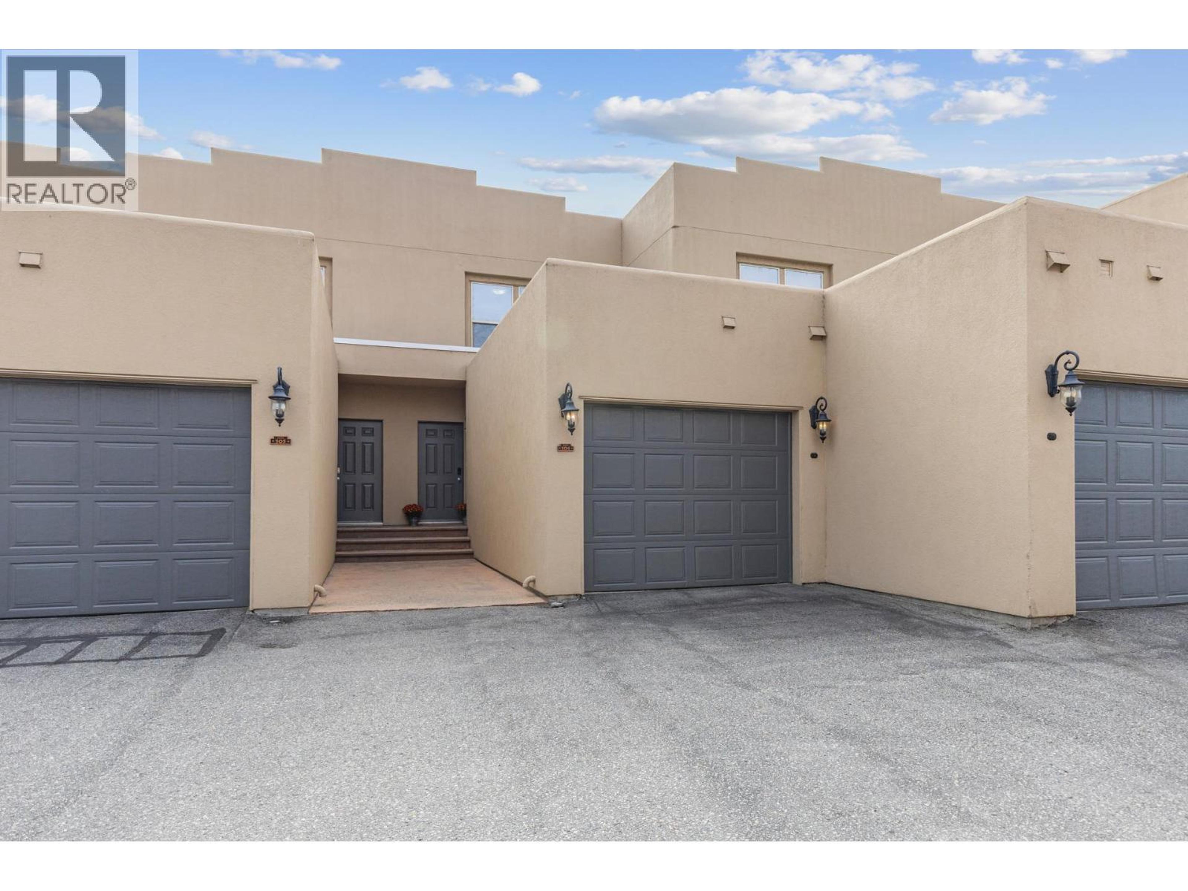 5401 Lakeshore Drive, Osoyoos - Exteriors - Photo 3