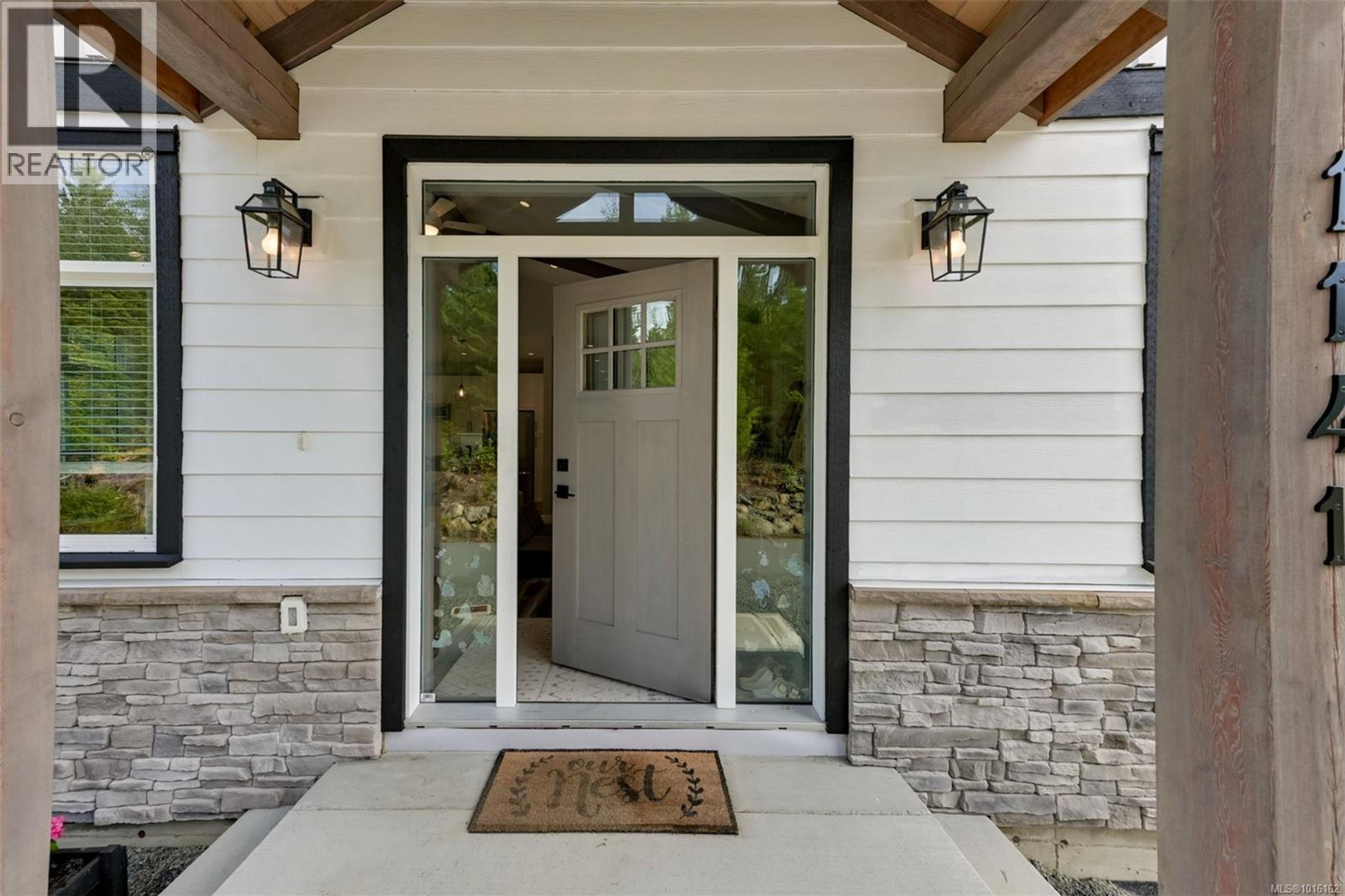 1141 Trailhead Lane, Shawnigan Lake - Exteriors - Photo 12