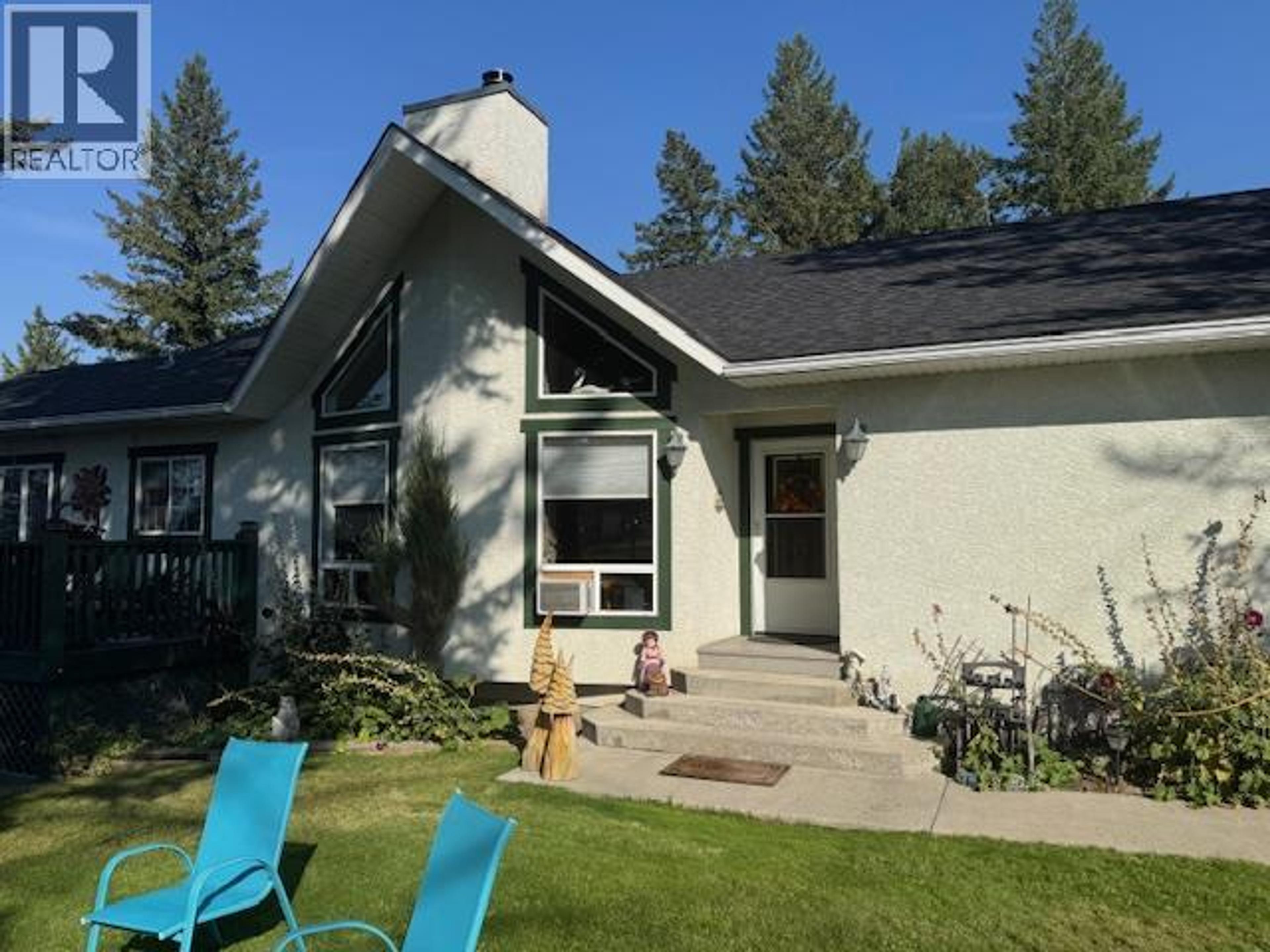 7369 Prospector Avenue, Radium Hot Springs - Exteriors - Photo 15