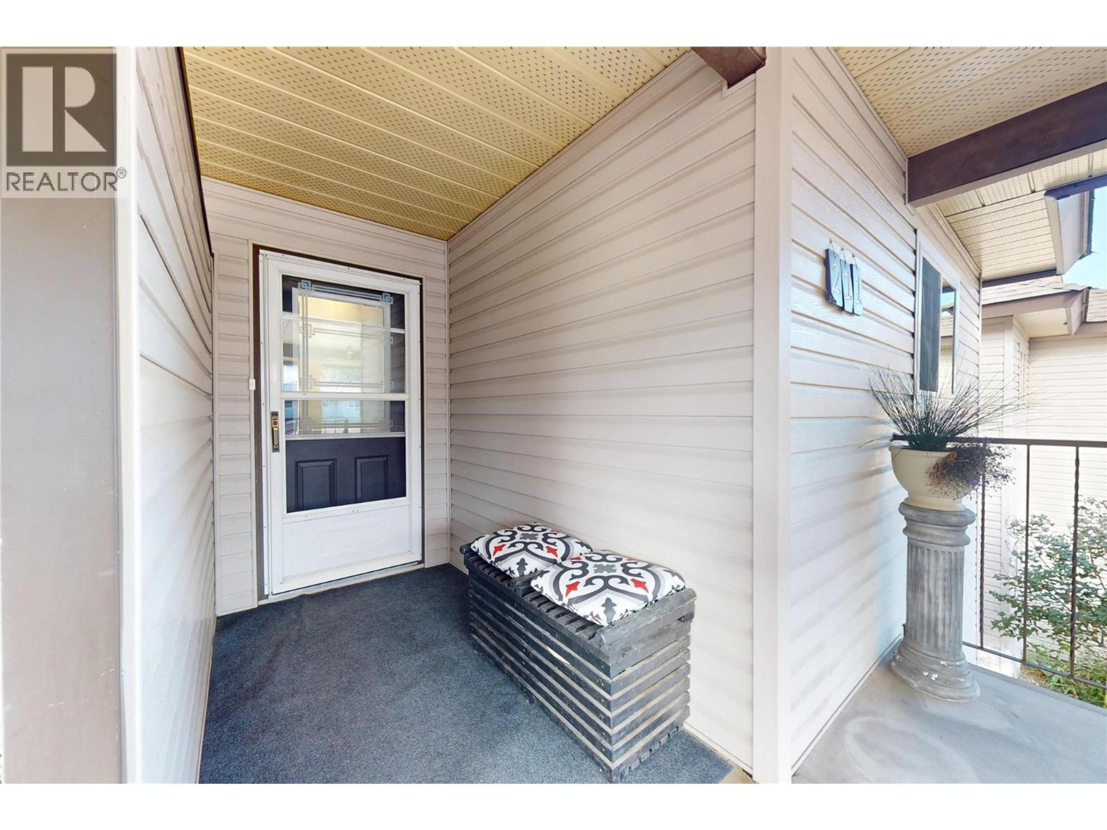 240 McIntosh Road, Kelowna - Exteriors - Photo 1