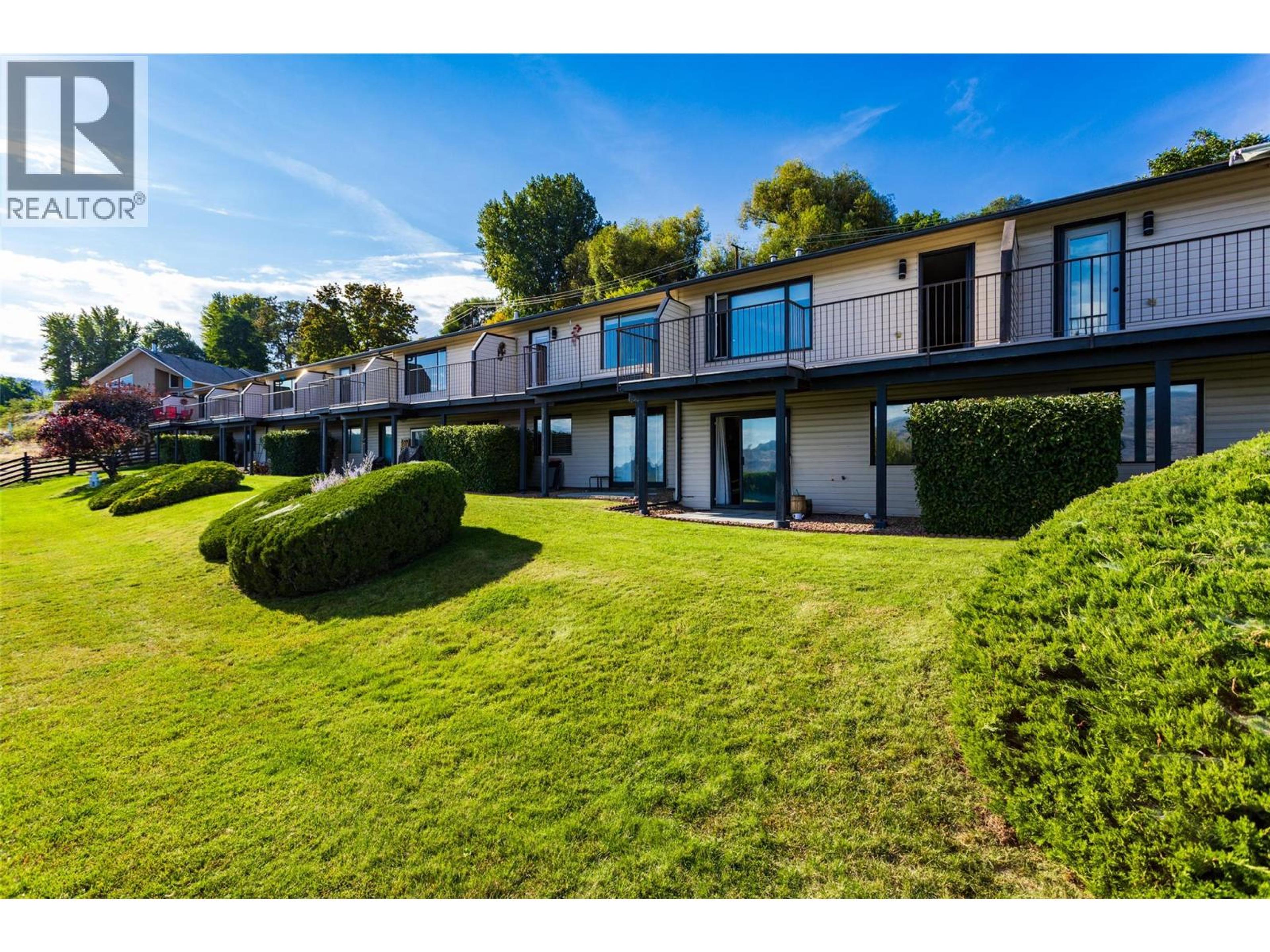 5970 Princess Street, Peachland - Exteriors - Full Complex View - Photo 4