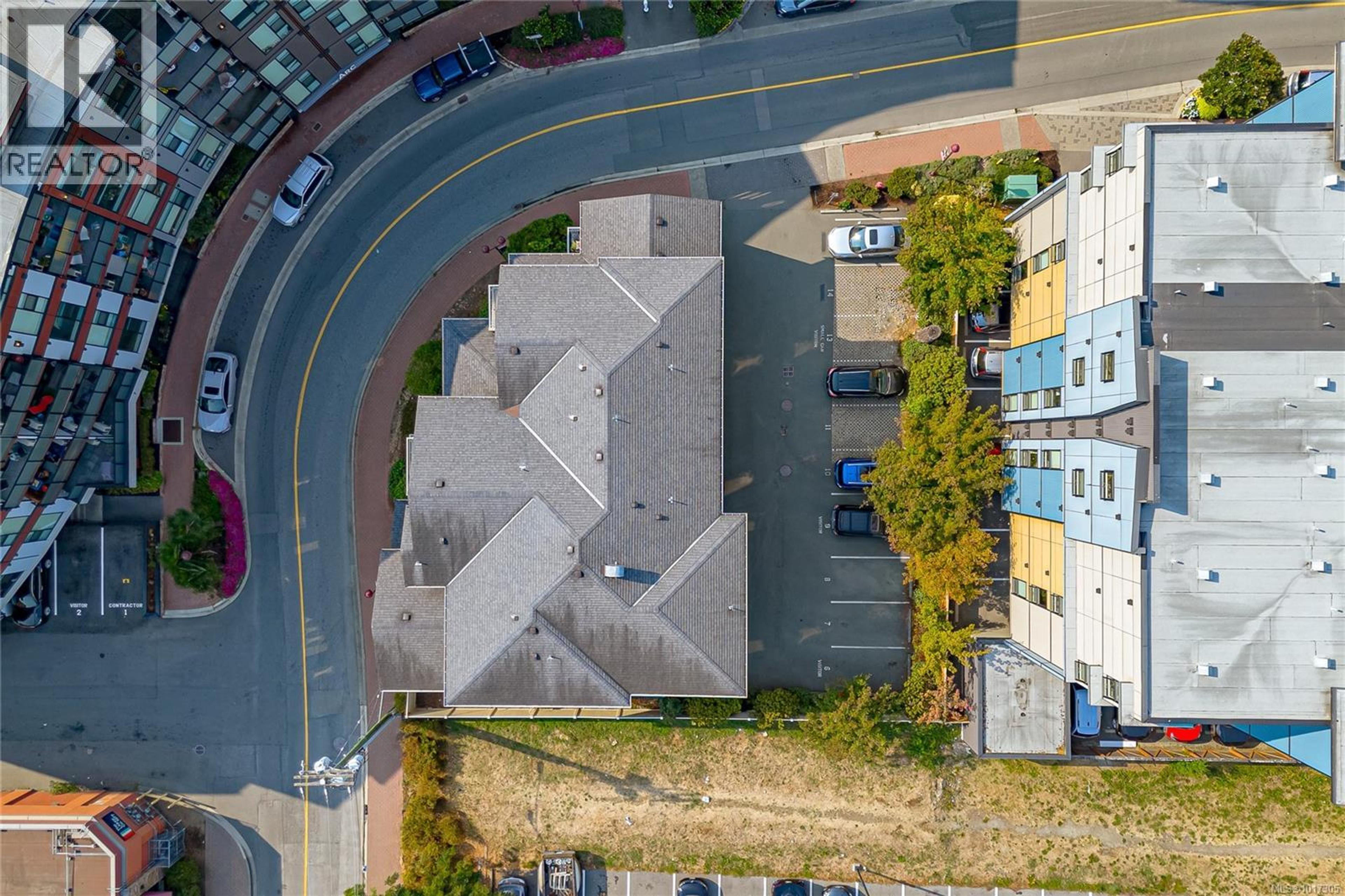 2844 Bryn Maur Rd, Langford - Exteriors - Drone/Aerial View - Photo 6