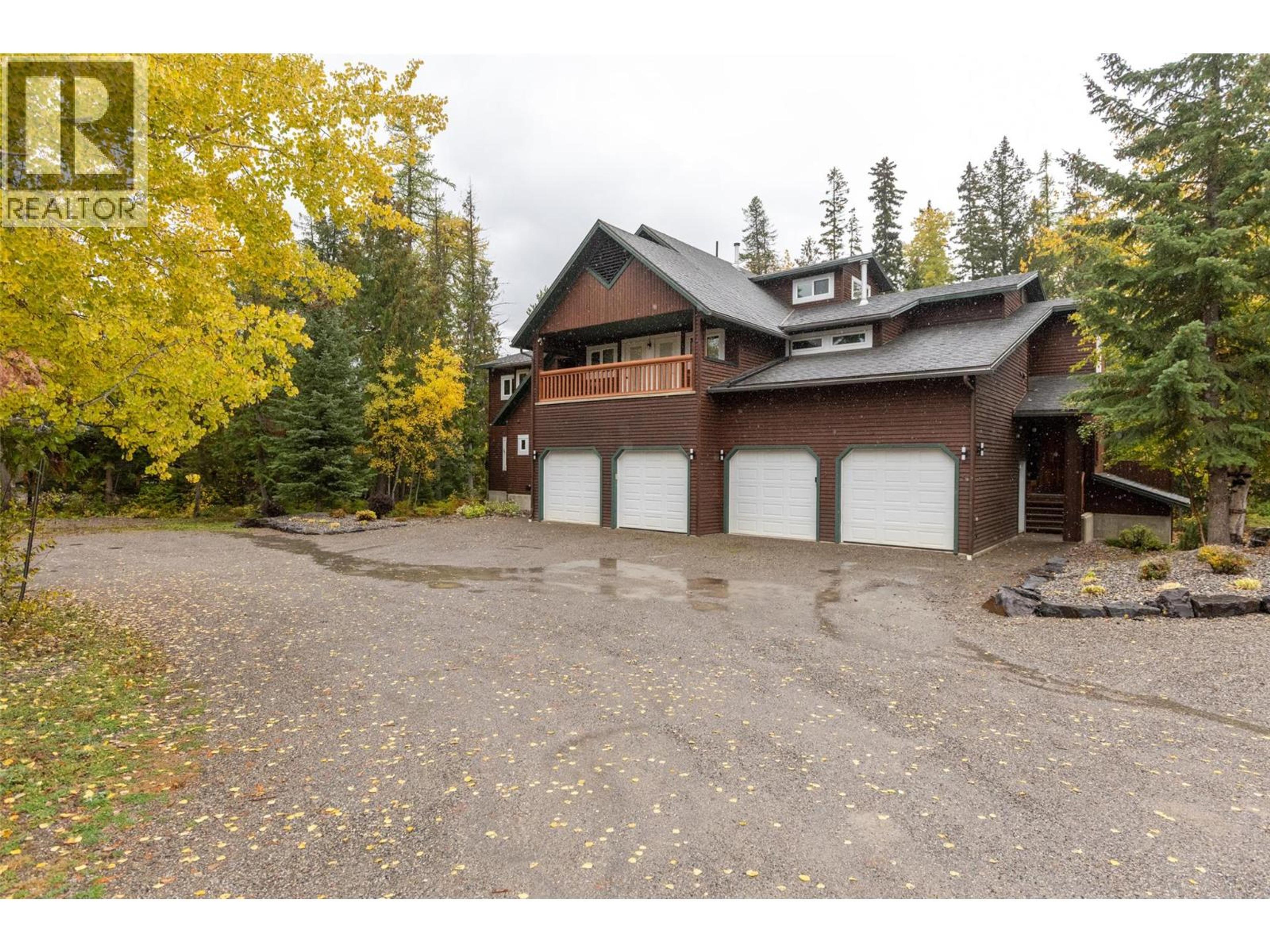 4576 Timberline Crescent, Fernie - Exteriors - Photo 4
