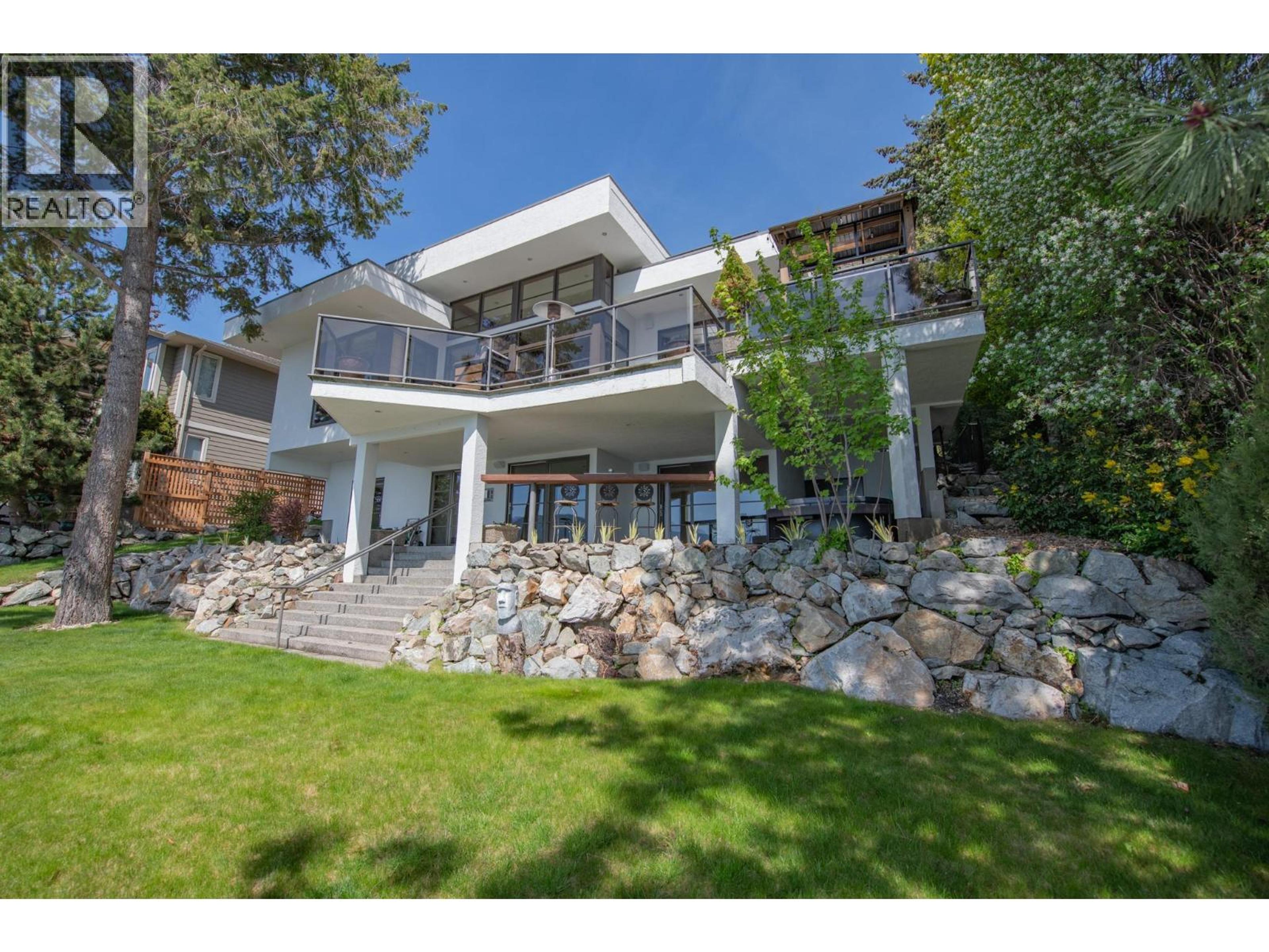 80 Kestrel Place, Vernon - Exteriors - Photo 7