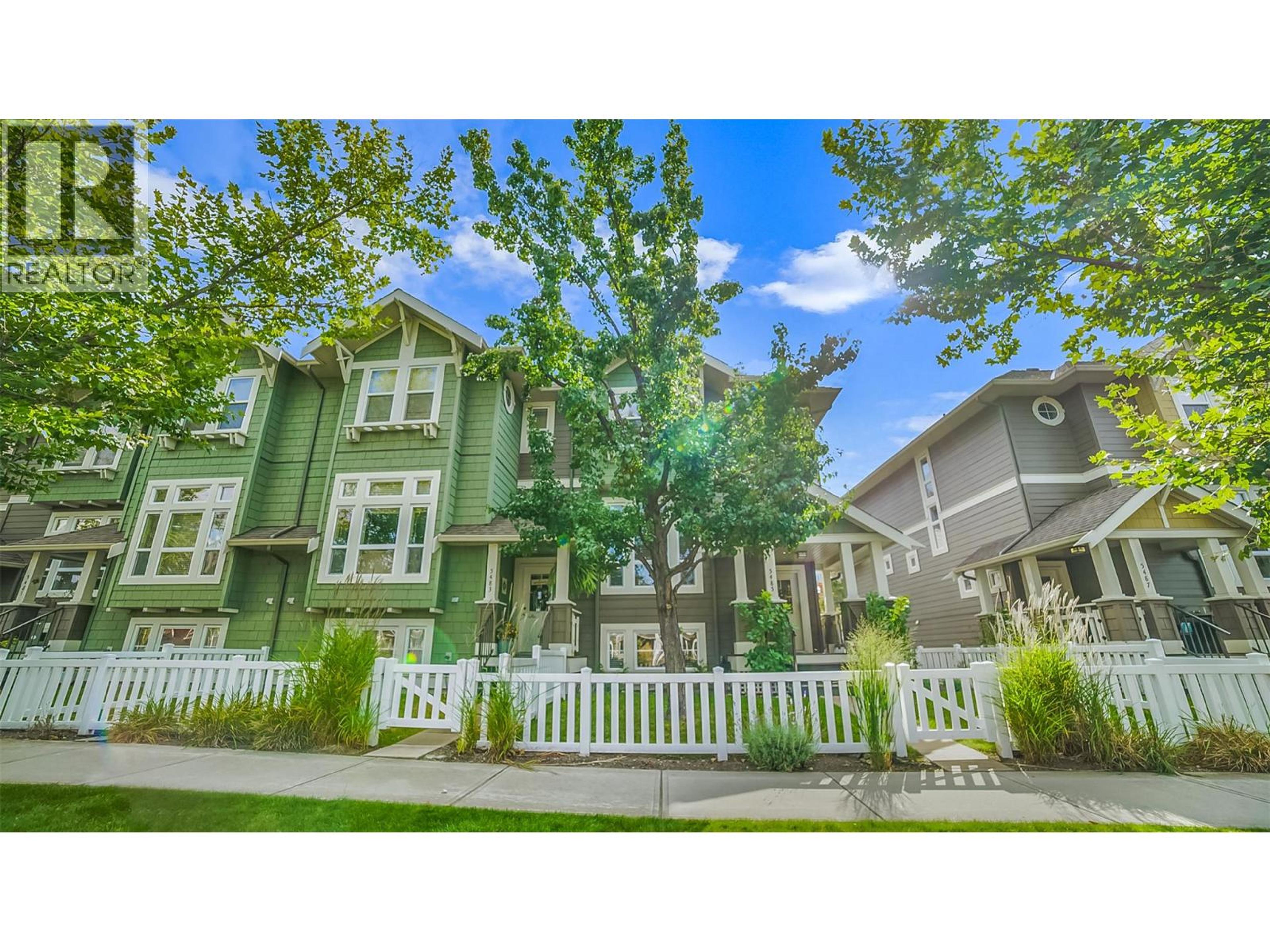 5485 South Perimeter Way, Kelowna - Exteriors - Full Complex View - Photo 4