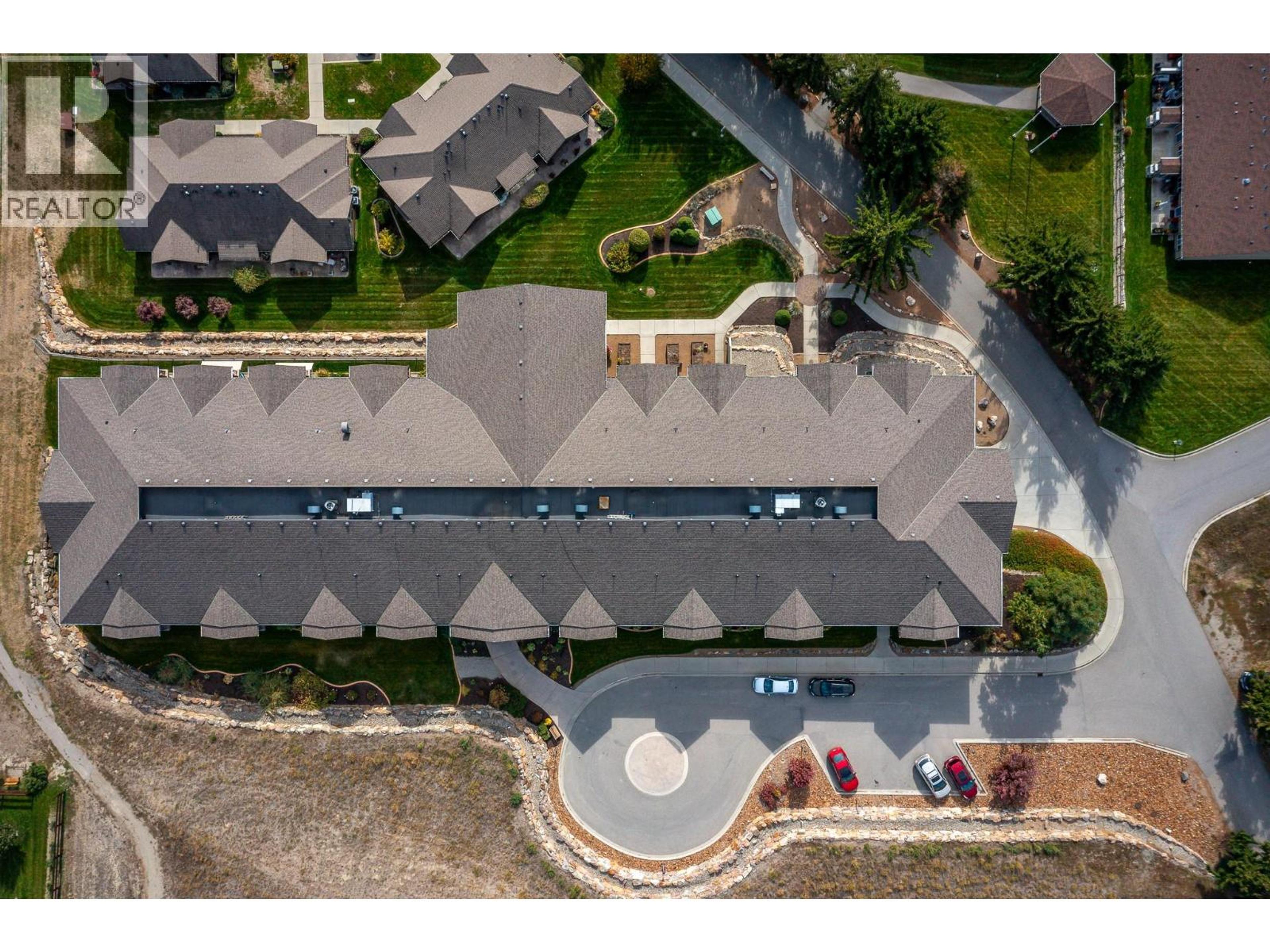 9100 Mackie Drive, Coldstream - Exteriors - Drone/Aerial View - Photo 10