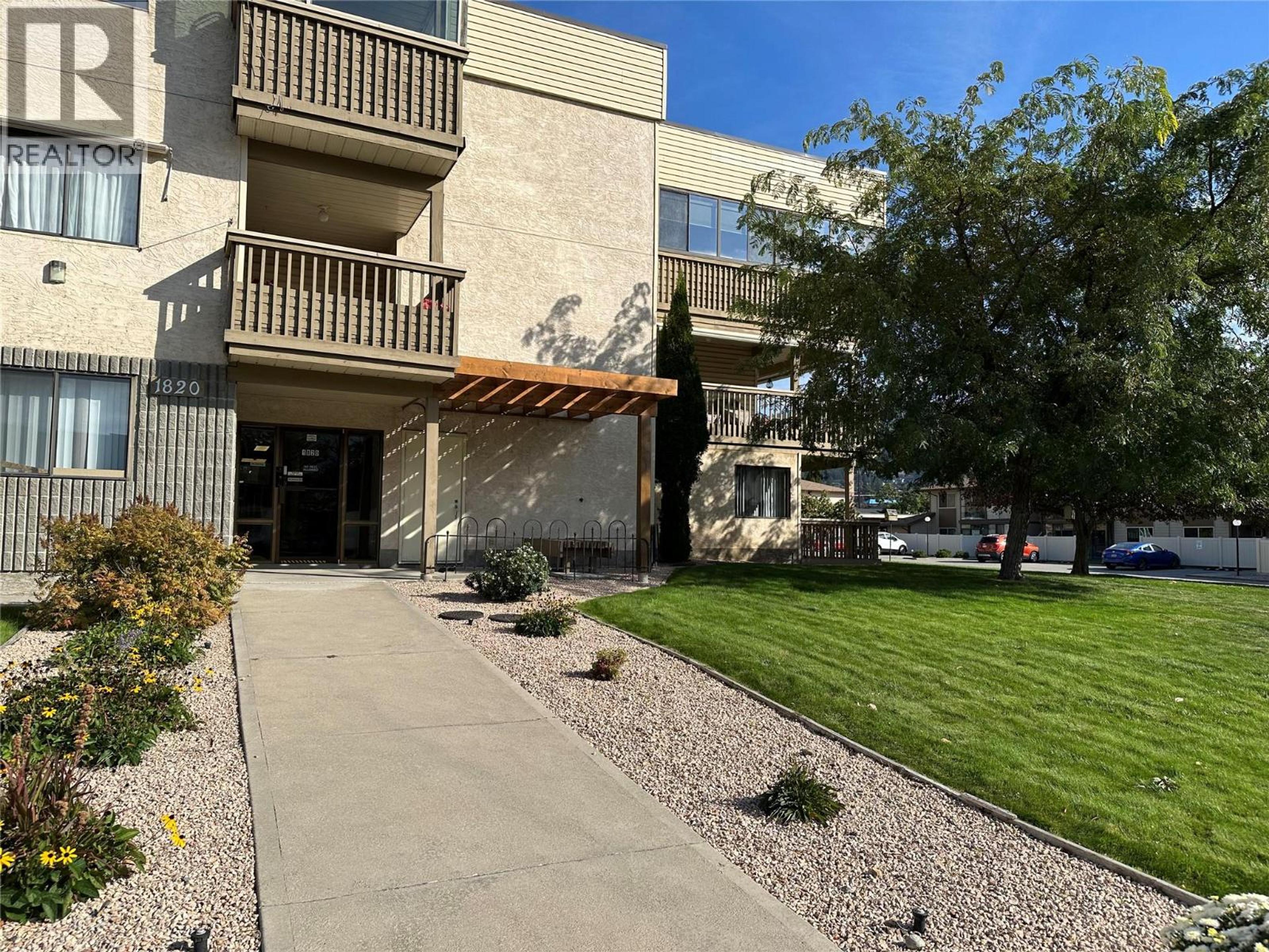 1820 ATKINSON Street, Penticton - Exteriors - Photo 1