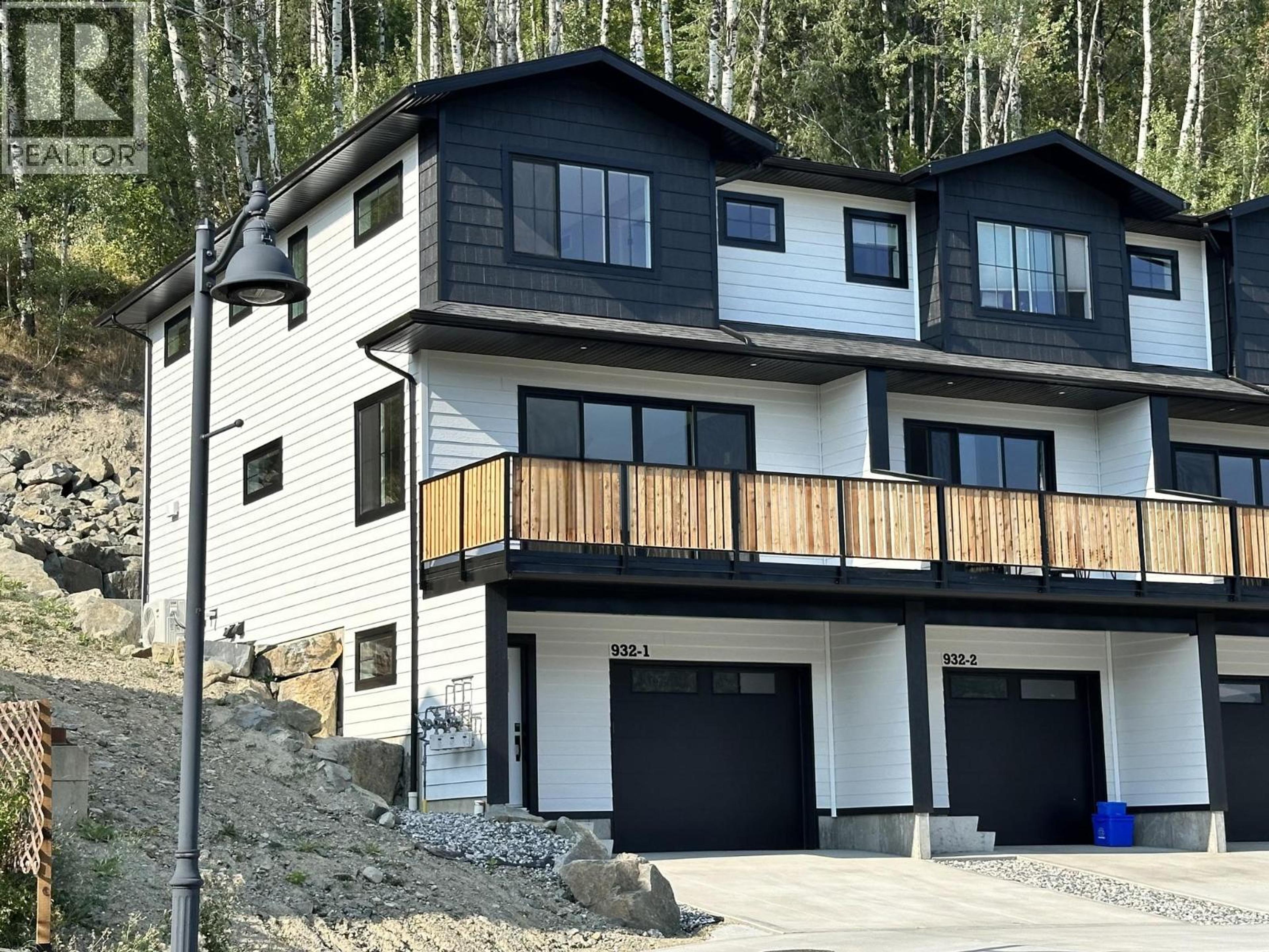 932-1 Redstone Drive, Rossland - Exteriors - Photo 16
