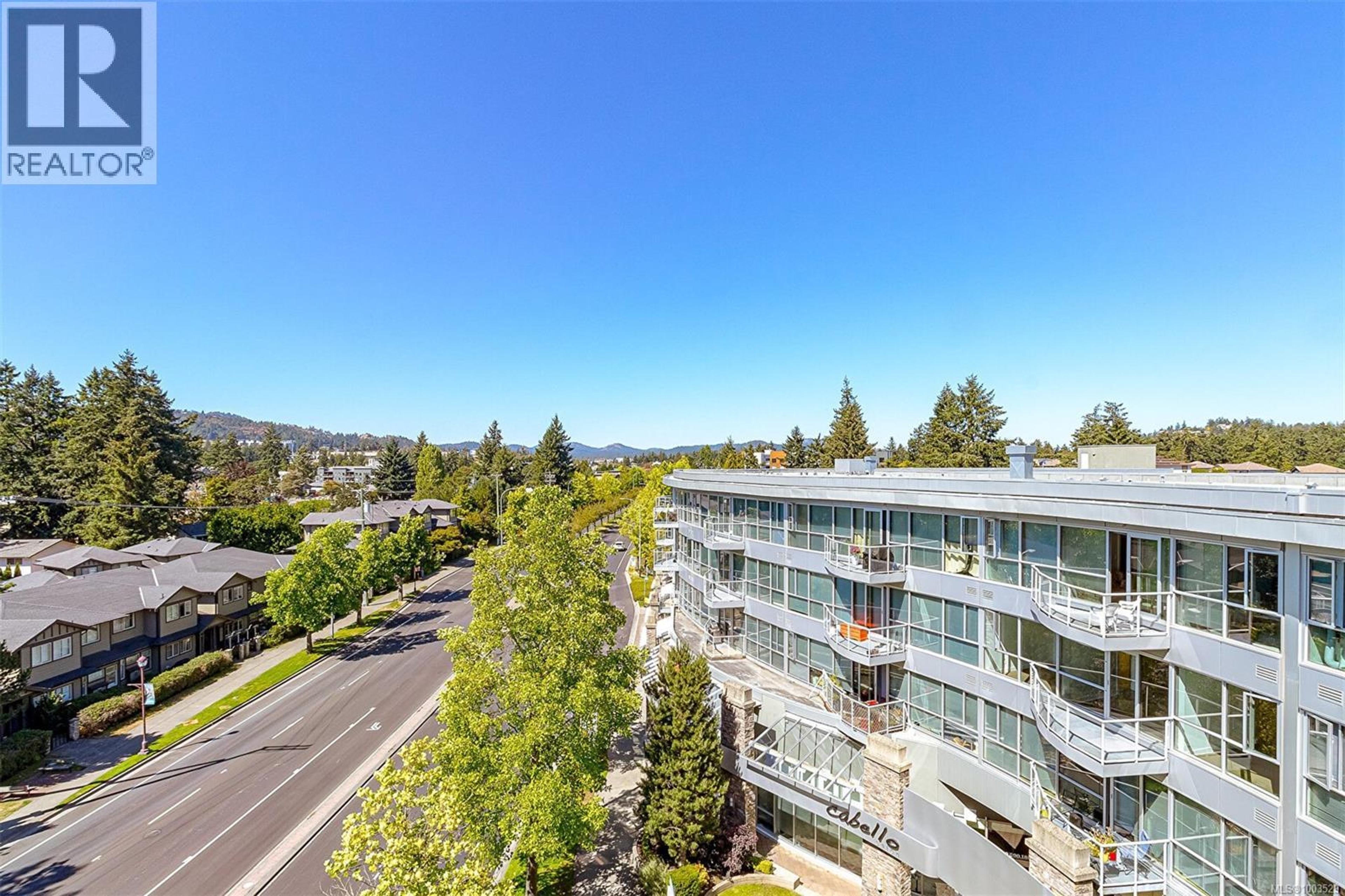 2745 Veterans Memorial Pkwy, Langford - Exteriors - Photo 1