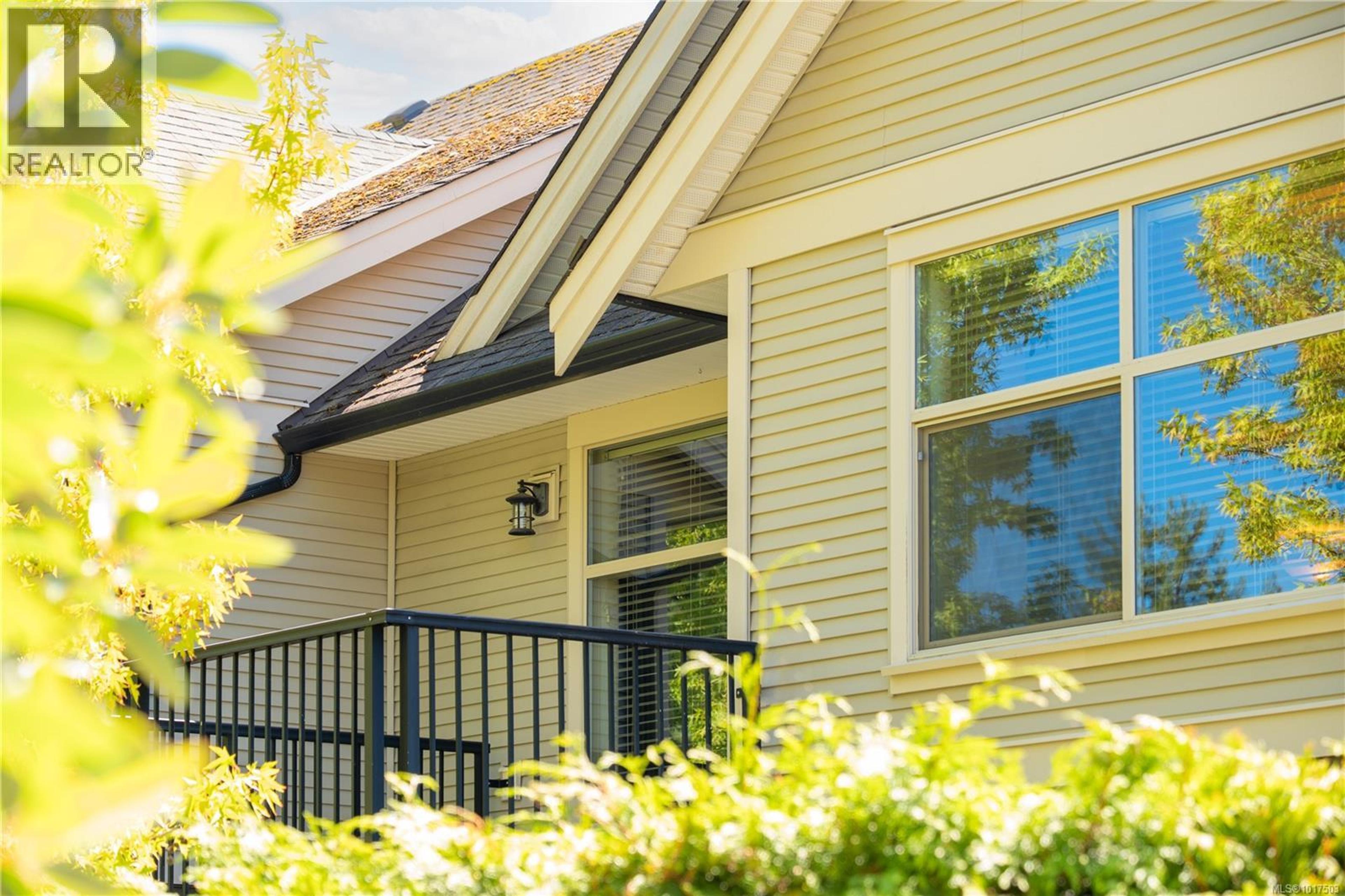 6102 Thyme Pl, Nanaimo - Exteriors - Photo 2
